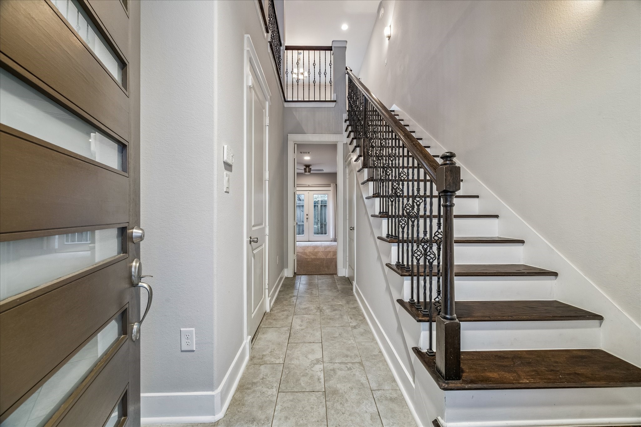  608 W 28th Street B - 物件實景