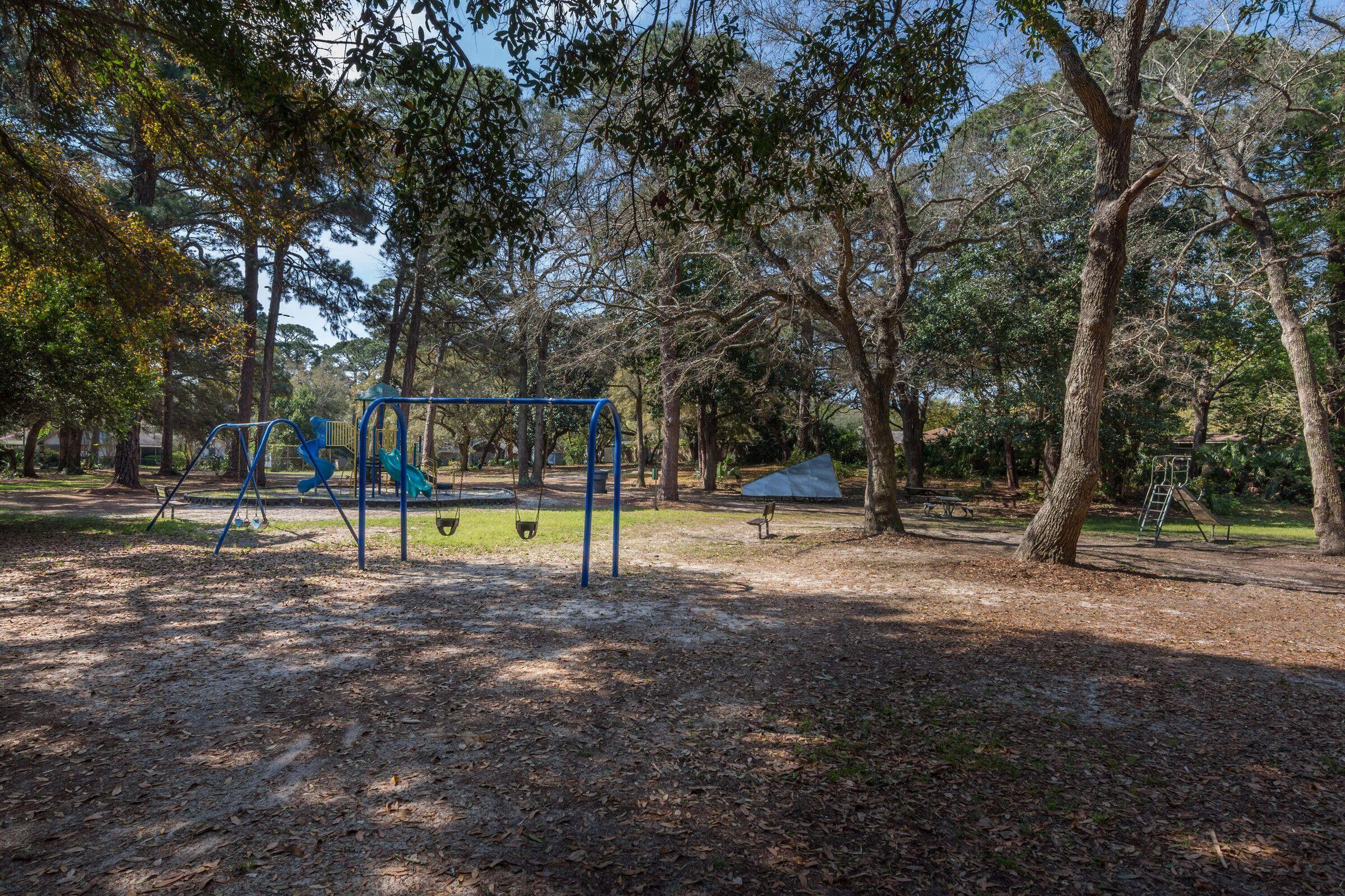 Fort Walton Beach, Florida, 32548, United States, 6 Bedrooms Bedrooms, ,3 BathroomsBathrooms,Residential,For Sale,1890001