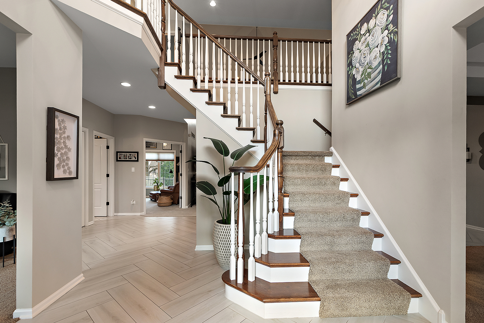 Orland Park, Illinois, 60467, United States, 5 Bedrooms Bedrooms, ,3 BathroomsBathrooms,Residential,For Sale,1937885