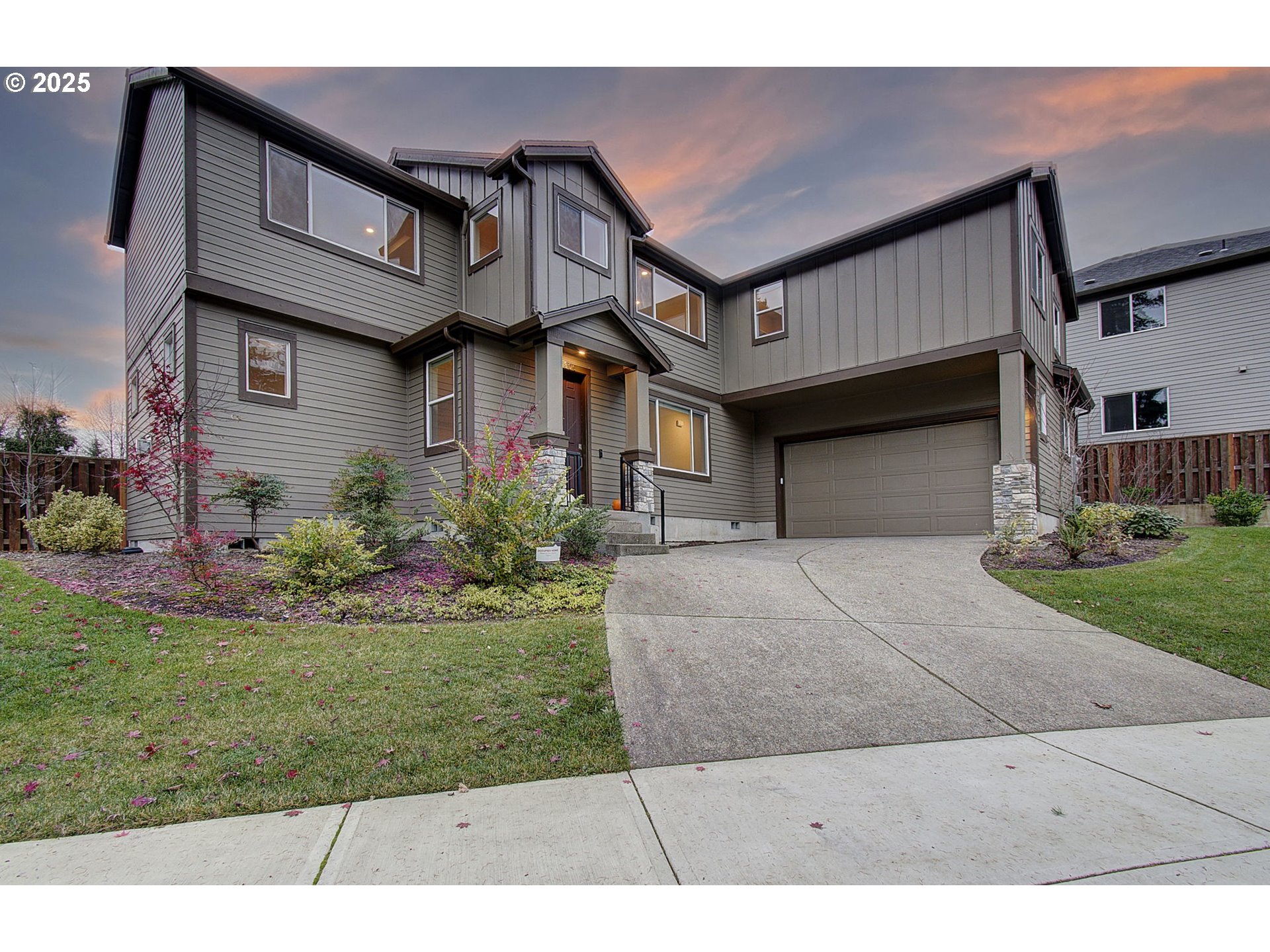 Vancouver, Washington, 98665, United States, 4 Bedrooms Bedrooms, ,2 BathroomsBathrooms,Residential,For Sale,2000903