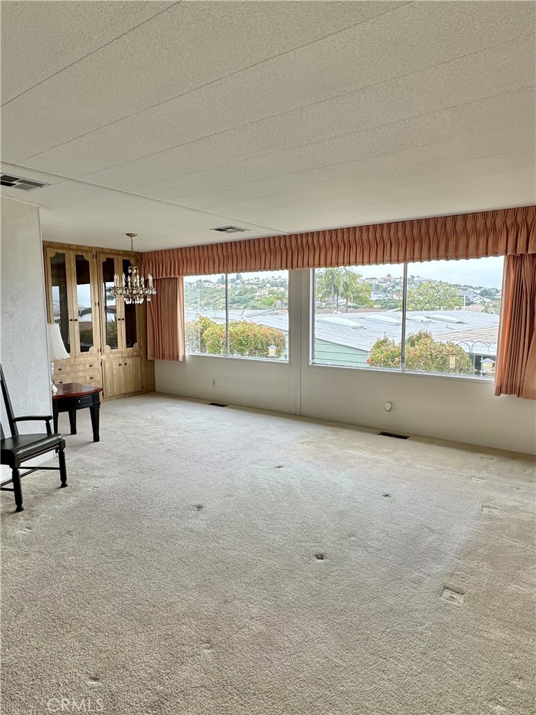 San Clemente, California, 92673, United States, 2 Bedrooms Bedrooms, ,2 BathroomsBathrooms,Residential,For Sale,1827516