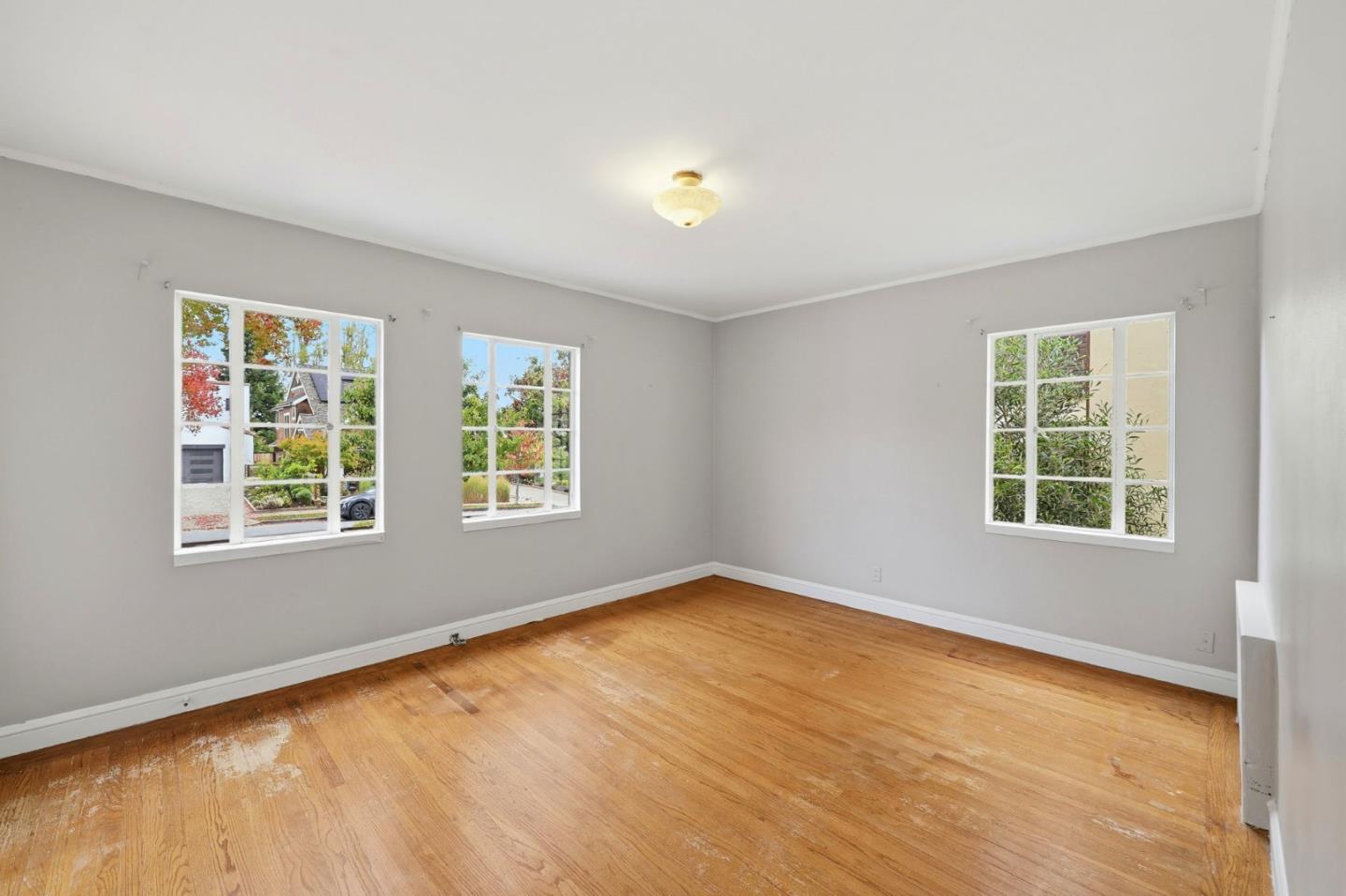 Burlingame, California, 94010, United States, 2 Bedrooms Bedrooms, ,2 BathroomsBathrooms,Residential,For Sale,1987615