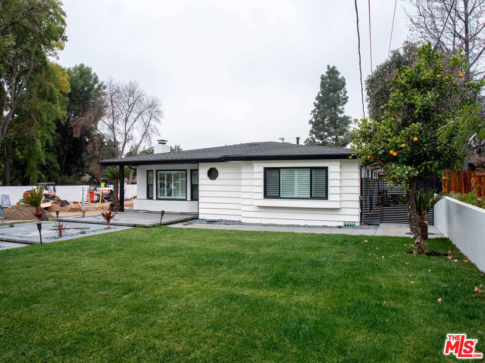 Duarte, California, 91010, United States, 6 Bedrooms Bedrooms, ,3 BathroomsBathrooms,Residential,For Sale,1836068