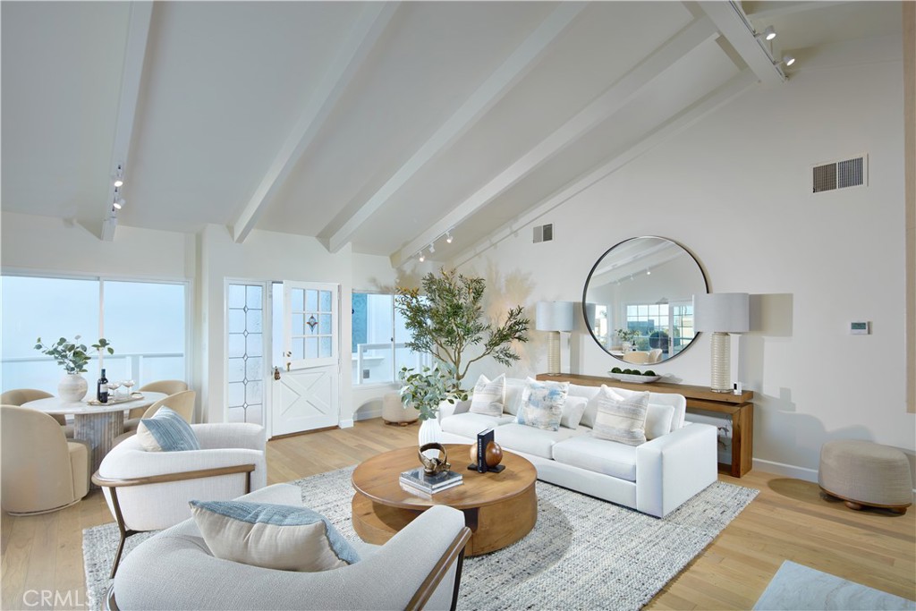Corona del Mar, California, 92625, United States, 3 Bedrooms Bedrooms, ,Residential,For Sale,1932614