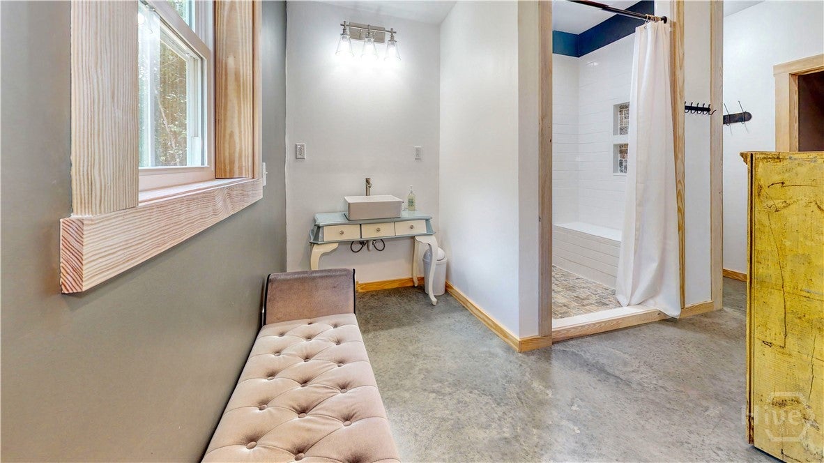 Pembroke, Georgia, 31321, United States, 2 Bedrooms Bedrooms, ,2 BathroomsBathrooms,Residential,For Sale,1981842