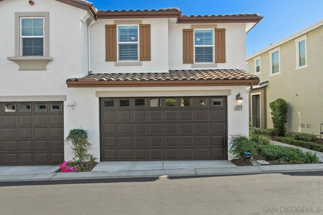Lakeside, California, 92040, United States, 3 Bedrooms Bedrooms, ,3 BathroomsBathrooms,Residential,For Sale,1859474