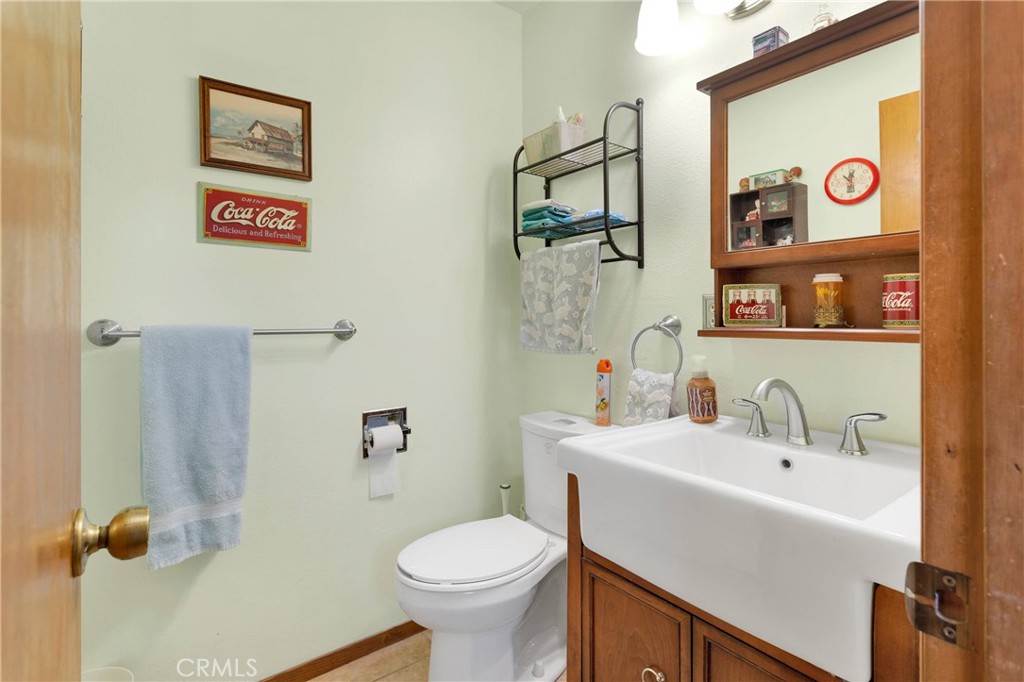 Lucerne Valley, California, 92356, United States, 6 Bedrooms Bedrooms, ,5 BathroomsBathrooms,Residential,For Sale,1986266