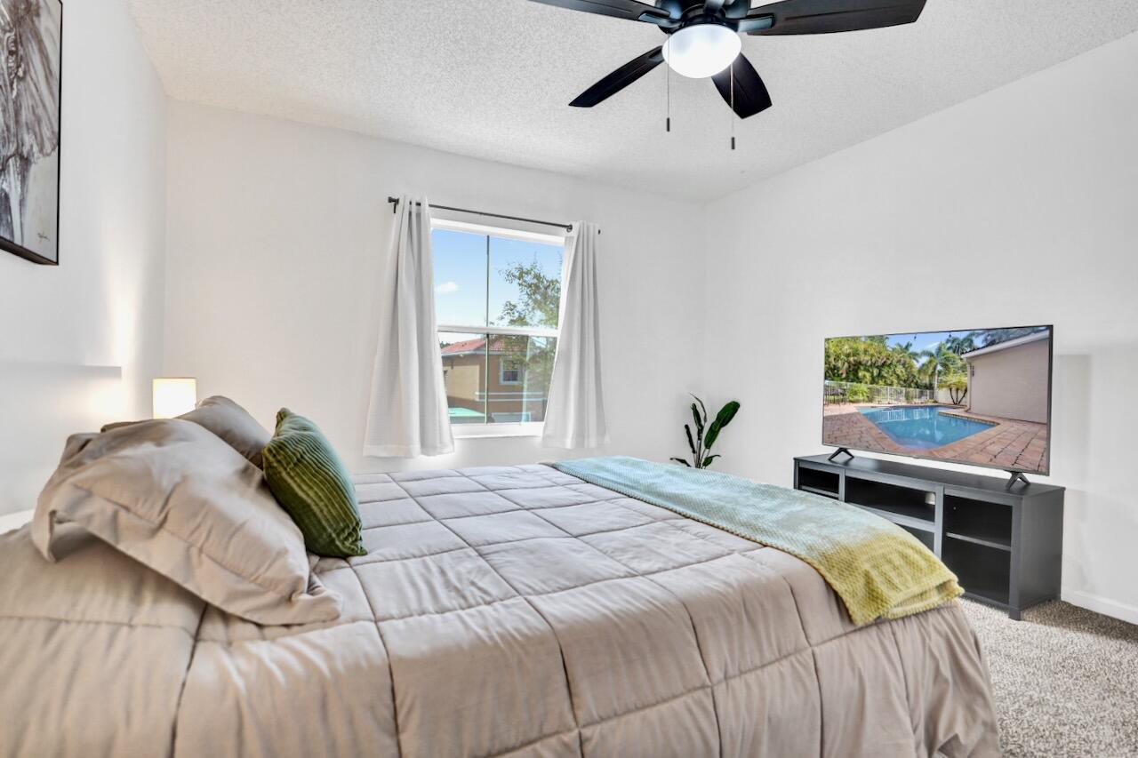 Lake Worth, Florida, 33463, United States, 3 Bedrooms Bedrooms, ,3 BathroomsBathrooms,Residential,For Sale,1940163