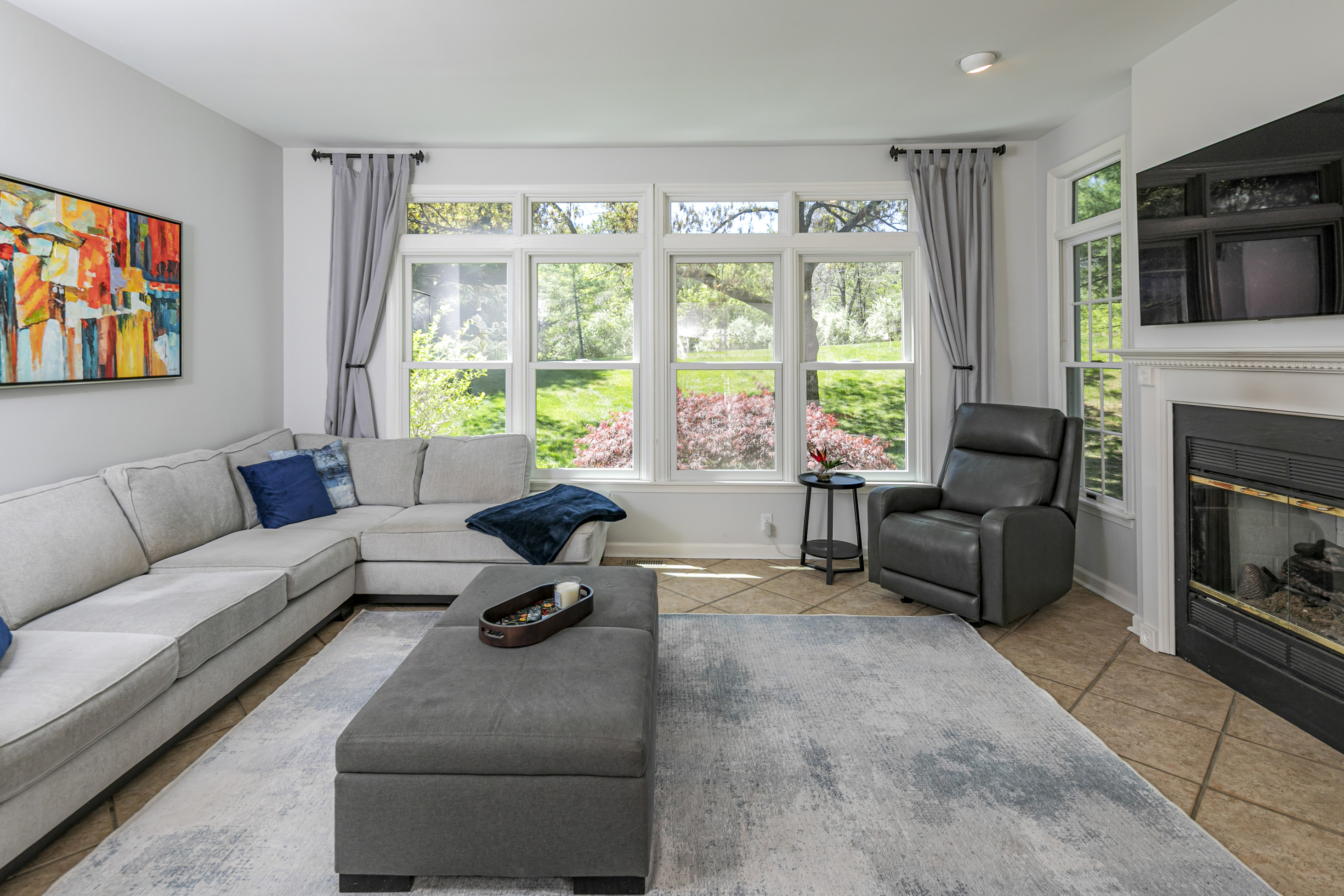  Largest End-Unit in Washington Oaks with Serene Views and Upgrades Galore - 物件實景
