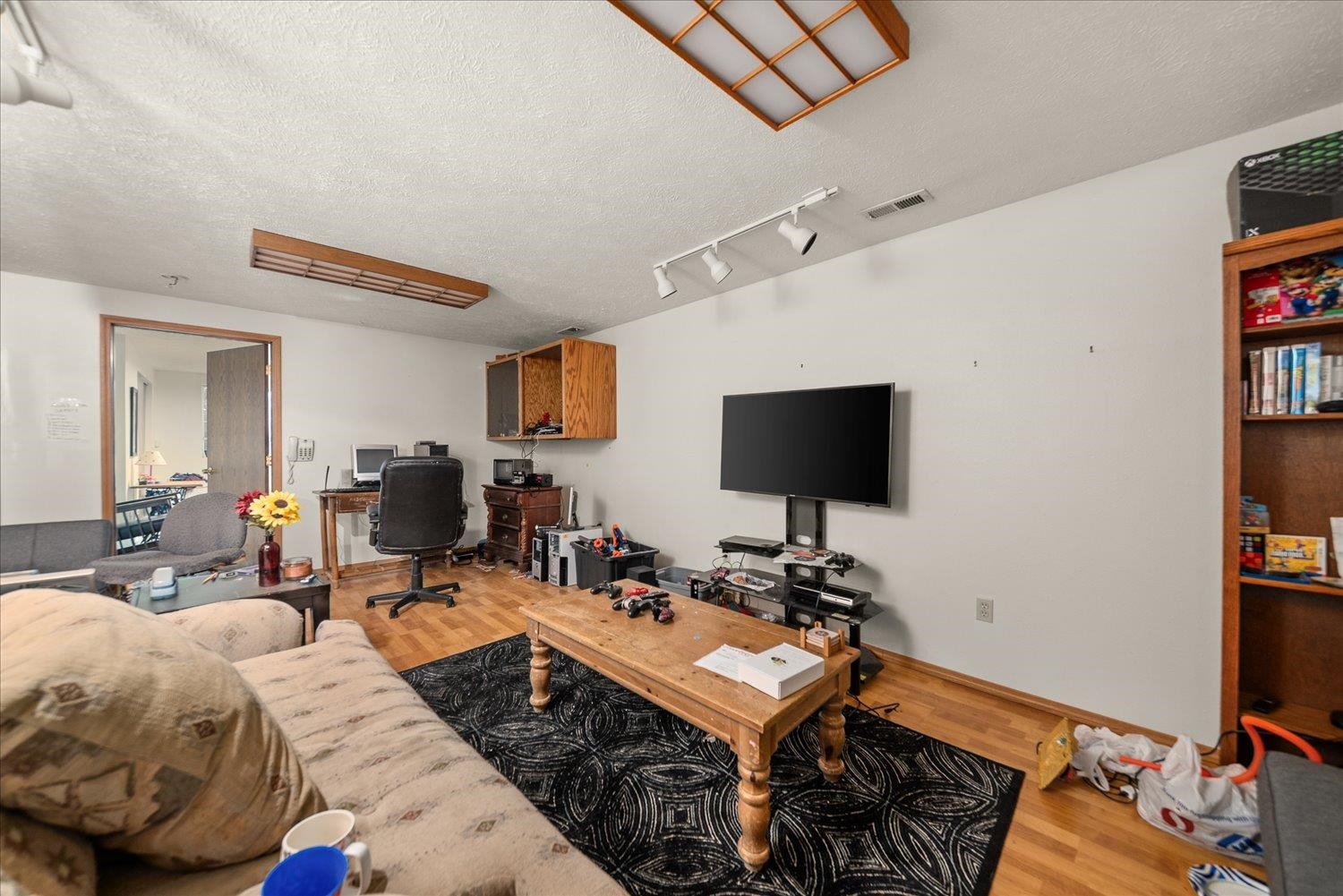 Spokane, Washington, 99208, United States, 5 Bedrooms Bedrooms, ,4 BathroomsBathrooms,Residential,For Sale,1979653