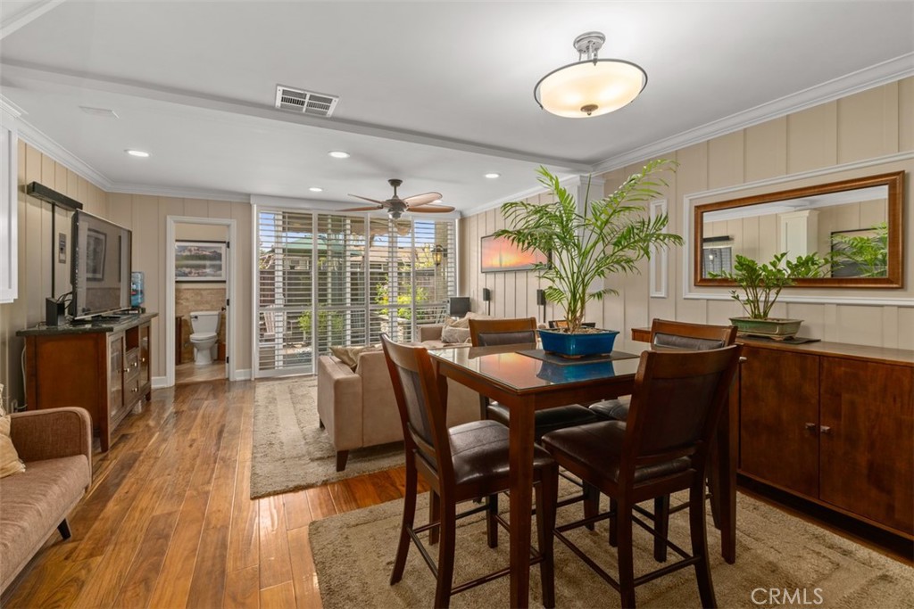 Irvine, California, 92620, United States, 1 Bedroom Bedrooms, ,2 BathroomsBathrooms,Residential,For Sale,1906882