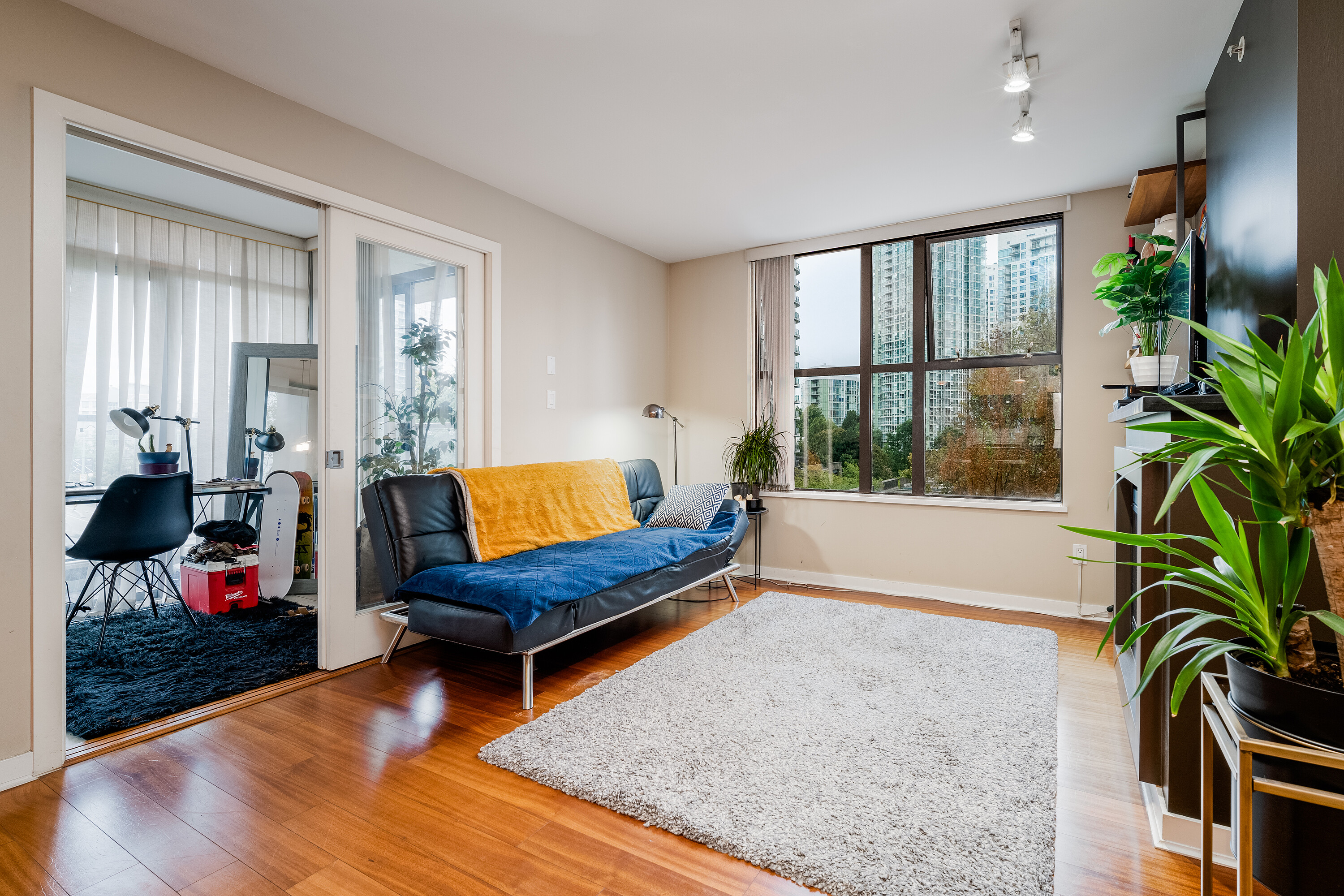  One Bedroom in Yaletown - 物件實景