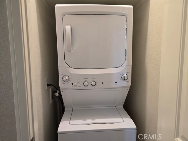 Ontario, California, 91761, United States, 2 Bedrooms Bedrooms, ,3 BathroomsBathrooms,Residential,For Sale,1977119