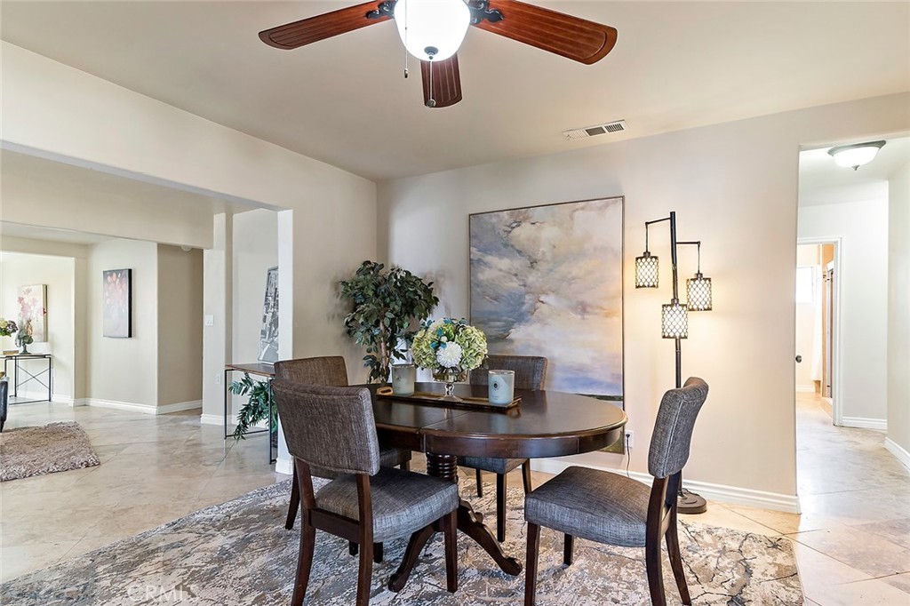 Rialto, California, 92377, United States, 4 Bedrooms Bedrooms, ,2 BathroomsBathrooms,Residential,For Sale,1899973