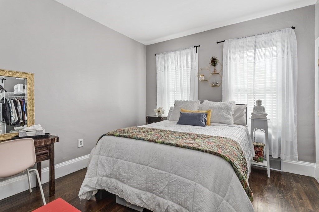 Revere, Massachusetts, 02151, United States, 4 Bedrooms Bedrooms, ,2 BathroomsBathrooms,Residential,For Sale,1878576