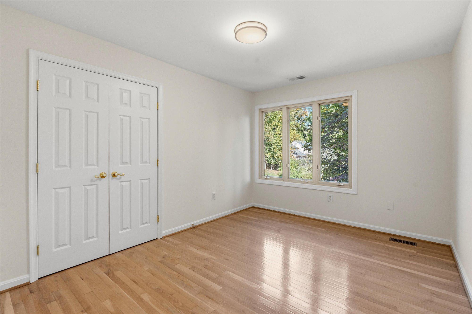  8022 Cypress Grove Lane, Cabin John, MD, 20818 - 物件實景