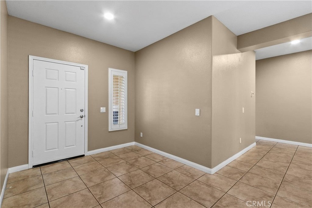 Banning, California, 92220, United States, 4 Bedrooms Bedrooms, ,3 BathroomsBathrooms,Residential,For Sale,1987366