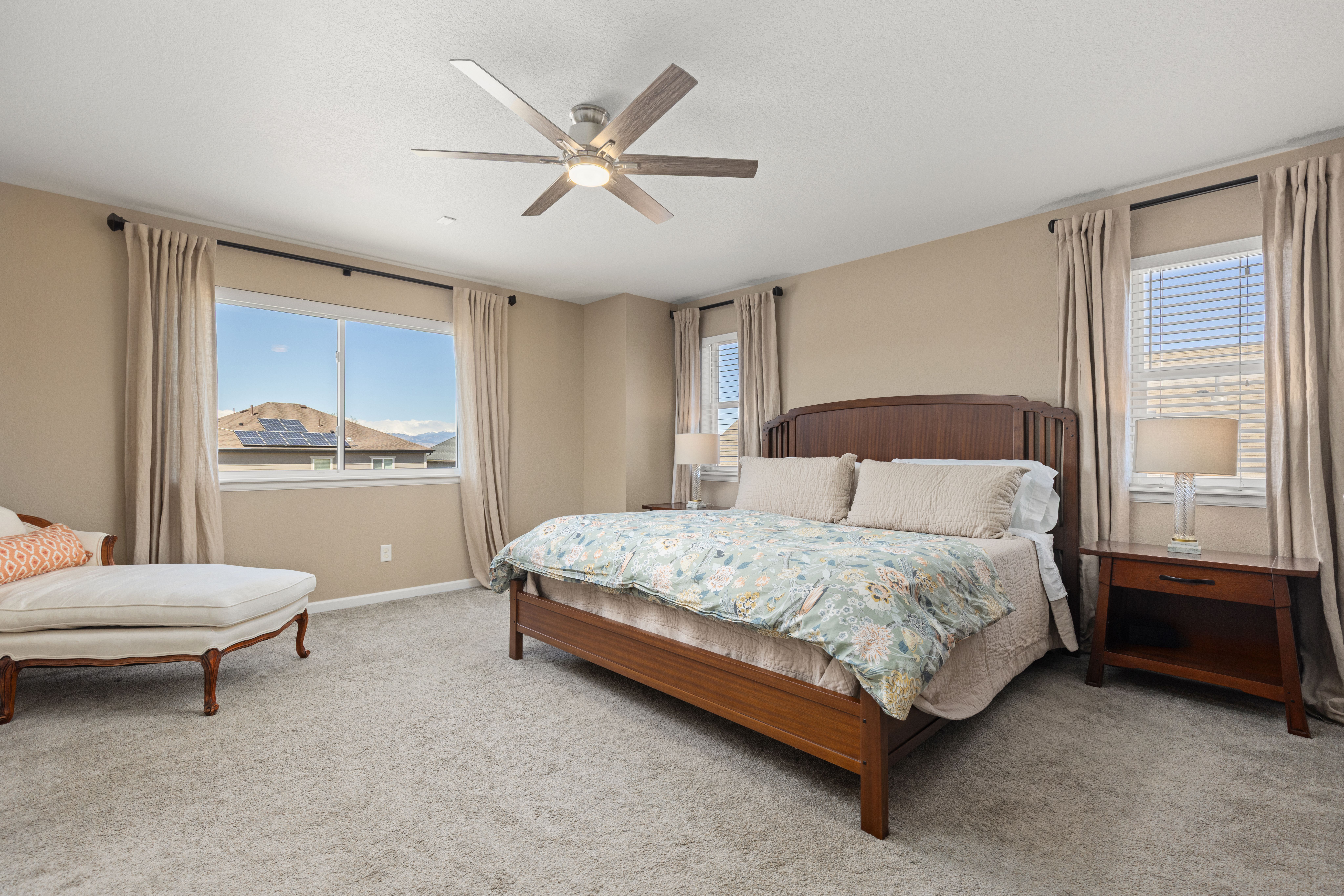  77 Sun Up Cir, Erie, CO, 80516 - 物件實景