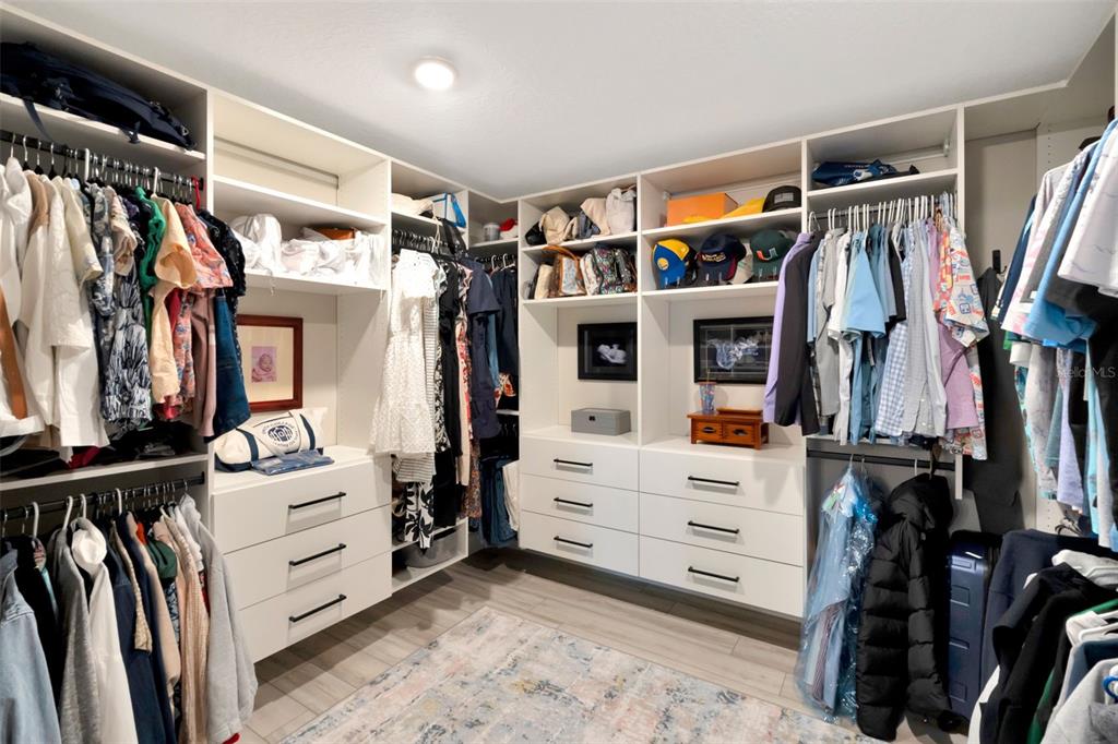 St Cloud, Florida, 34772, United States, 5 Bedrooms Bedrooms, ,3 BathroomsBathrooms,Residential,For Sale,1970821