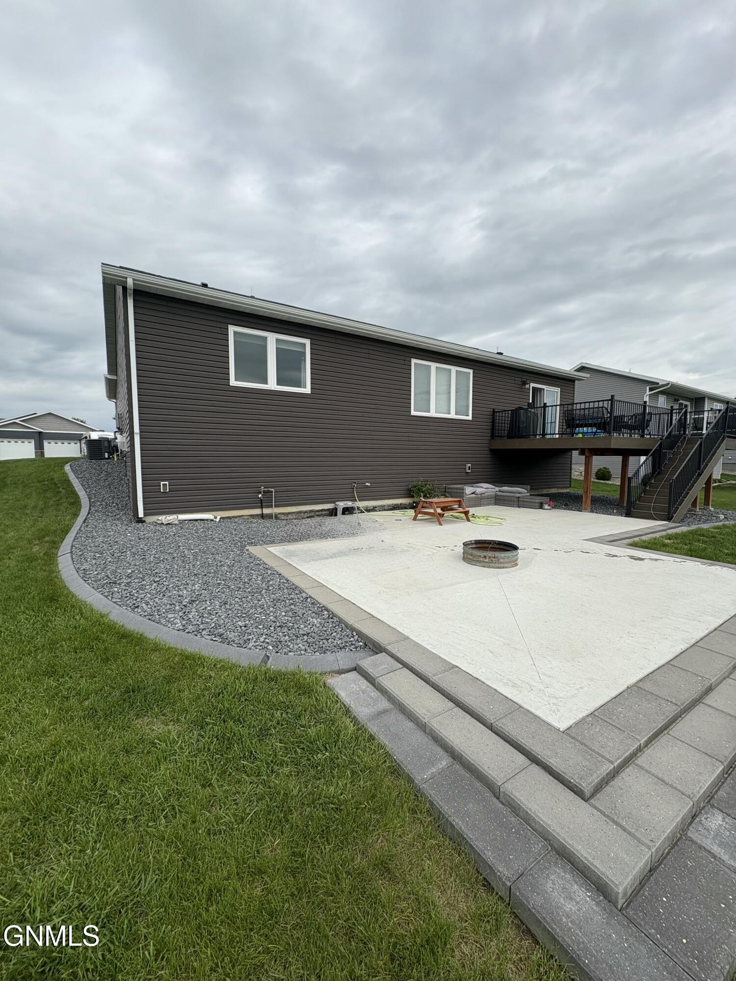 Mandan, North Dakota, 58554, United States, 4 Bedrooms Bedrooms, ,2 BathroomsBathrooms,Residential,For Sale,2006369