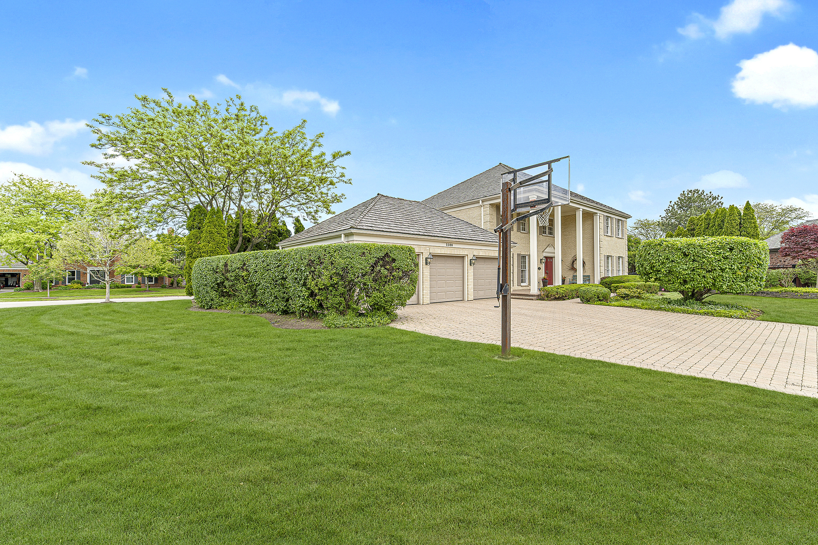 Glenview, Illinois, 60026, United States, 5 Bedrooms Bedrooms, ,4 BathroomsBathrooms,Residential,For Sale,1951003