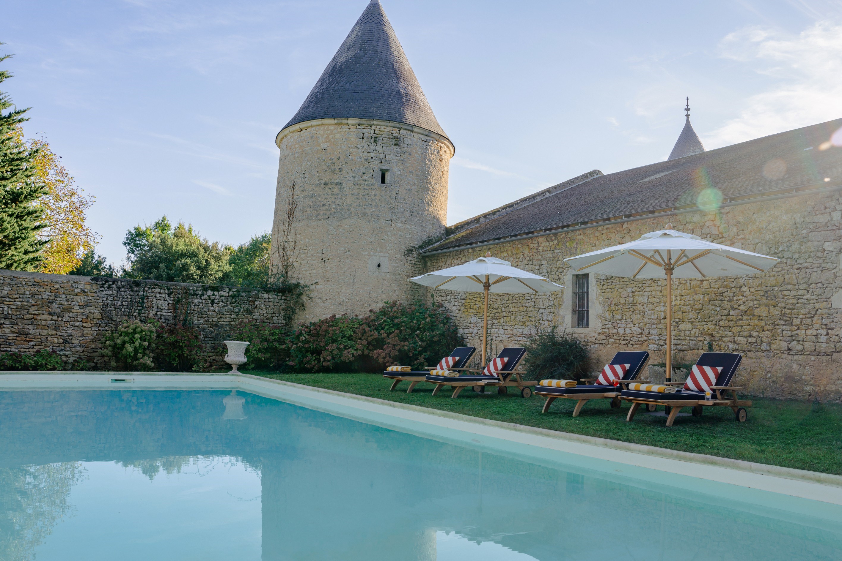  FOR SALE - Exceptional Estate with a Château - 30mn from POITIERS (TGV) - 物件實景