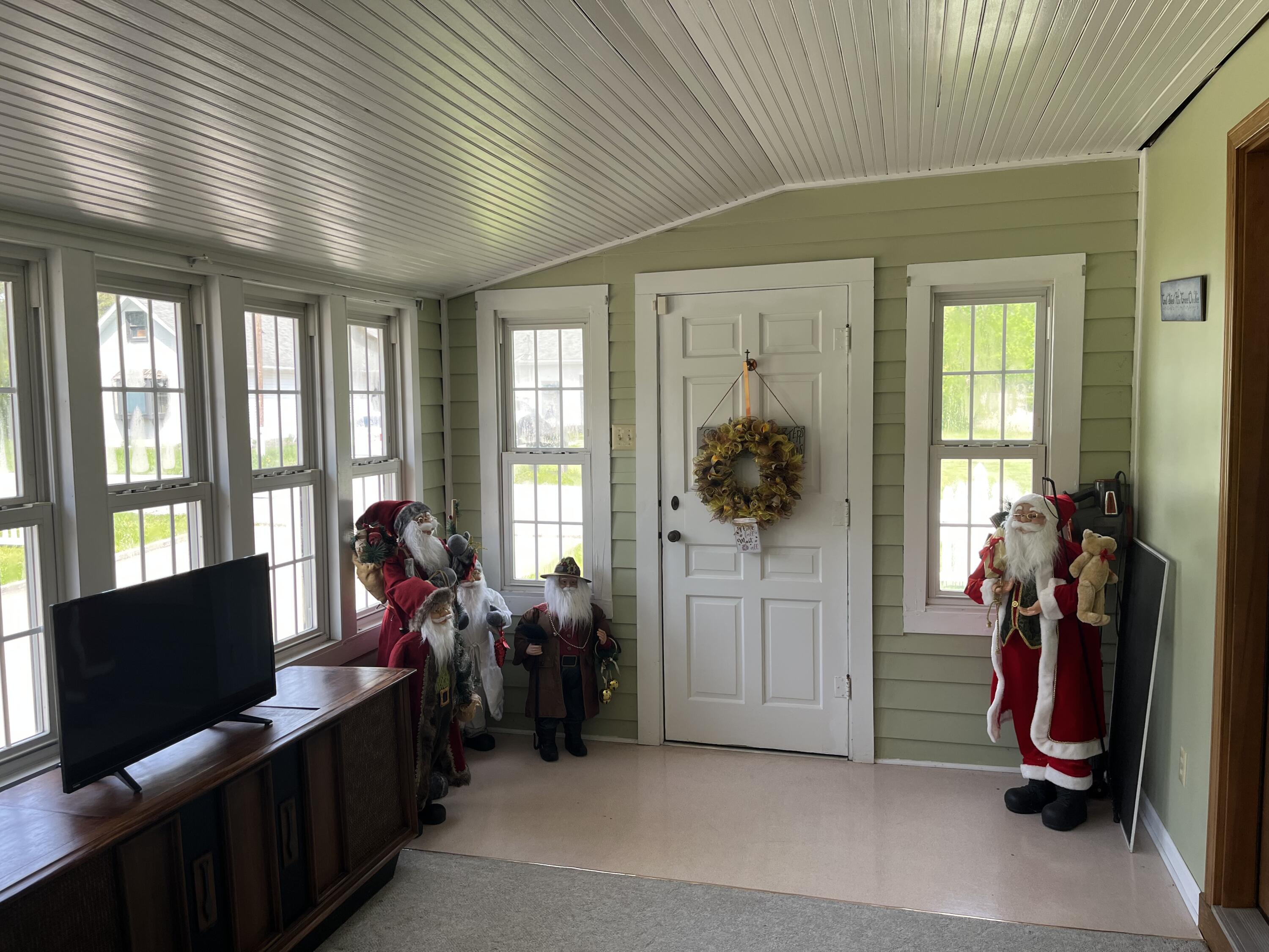 Crown Point, Indiana, 46307, United States, 3 Bedrooms Bedrooms, ,3 BathroomsBathrooms,Residential,For Sale,2040656