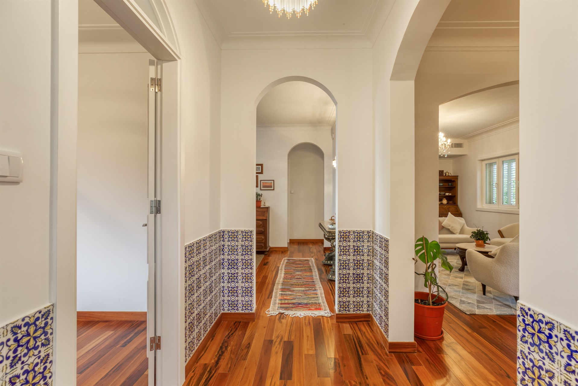  Detached house, 7 bedrooms, for Sale - 物件實景