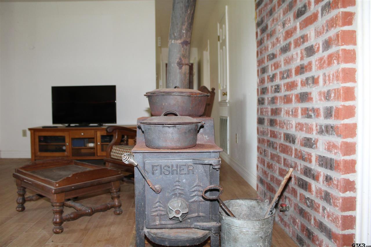 Jacksonville, Texas, 75766, United States, 2 Bedrooms Bedrooms, ,1 BathroomBathrooms,Residential,For Sale,1984164