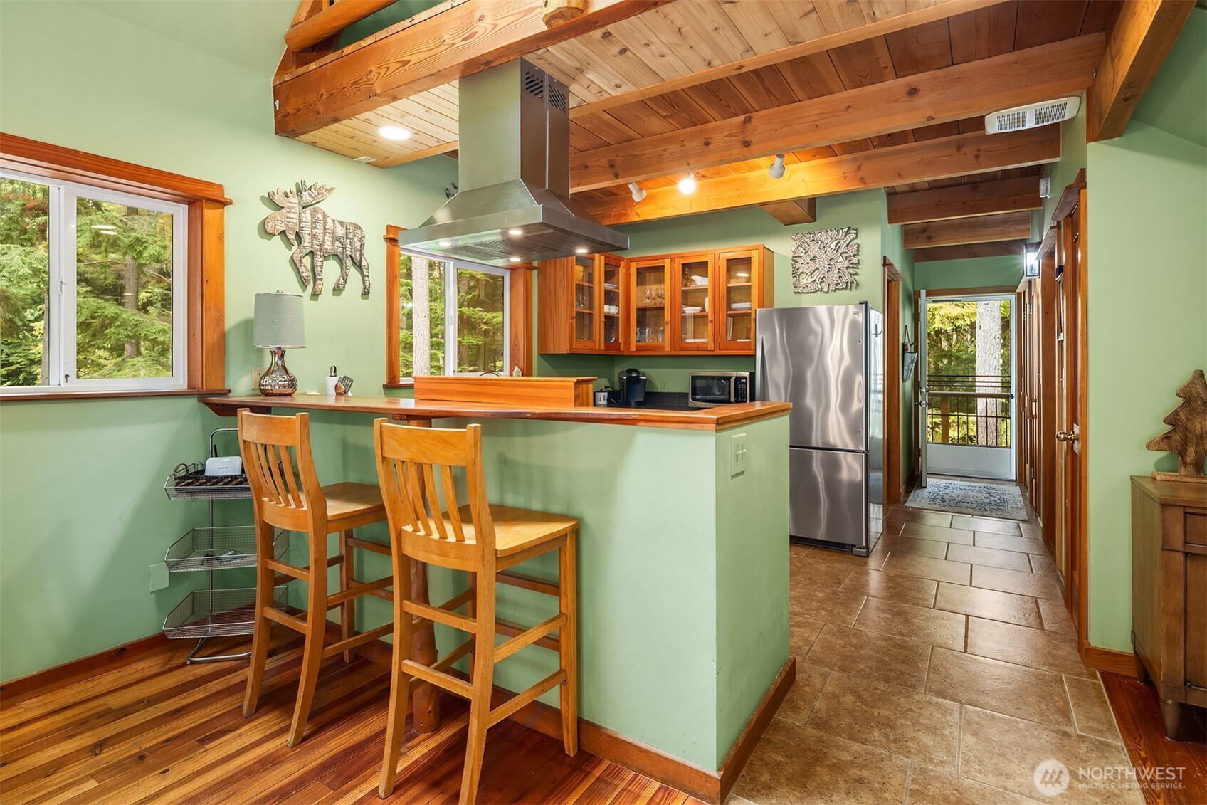 Clinton, Washington, 98236, United States, 3 Bedrooms Bedrooms, ,2 BathroomsBathrooms,Residential,For Sale,1949676