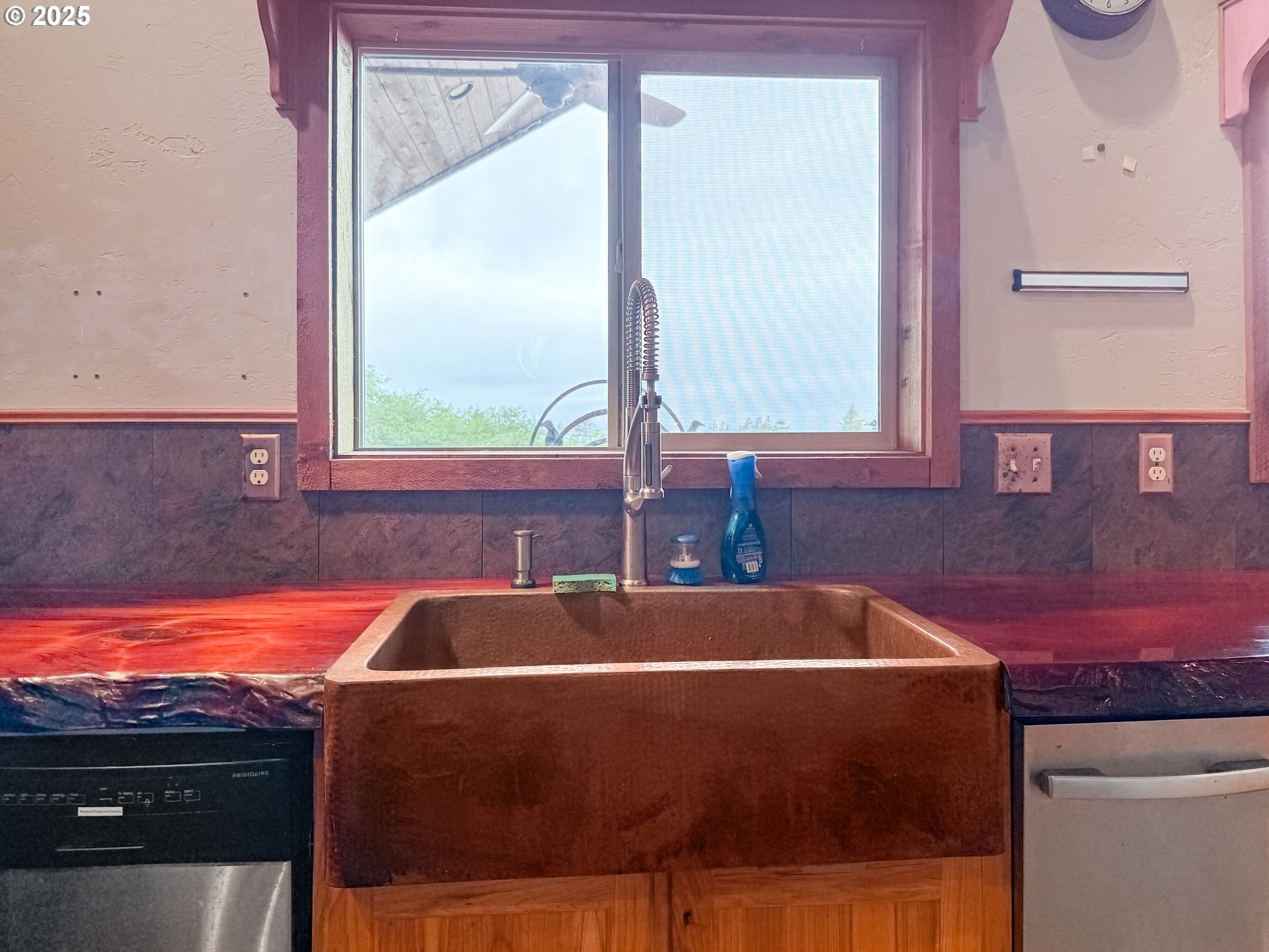 Brookings, Oregon, 97415, United States, 2 Bedrooms Bedrooms, ,1 BathroomBathrooms,Residential,For Sale,1975995