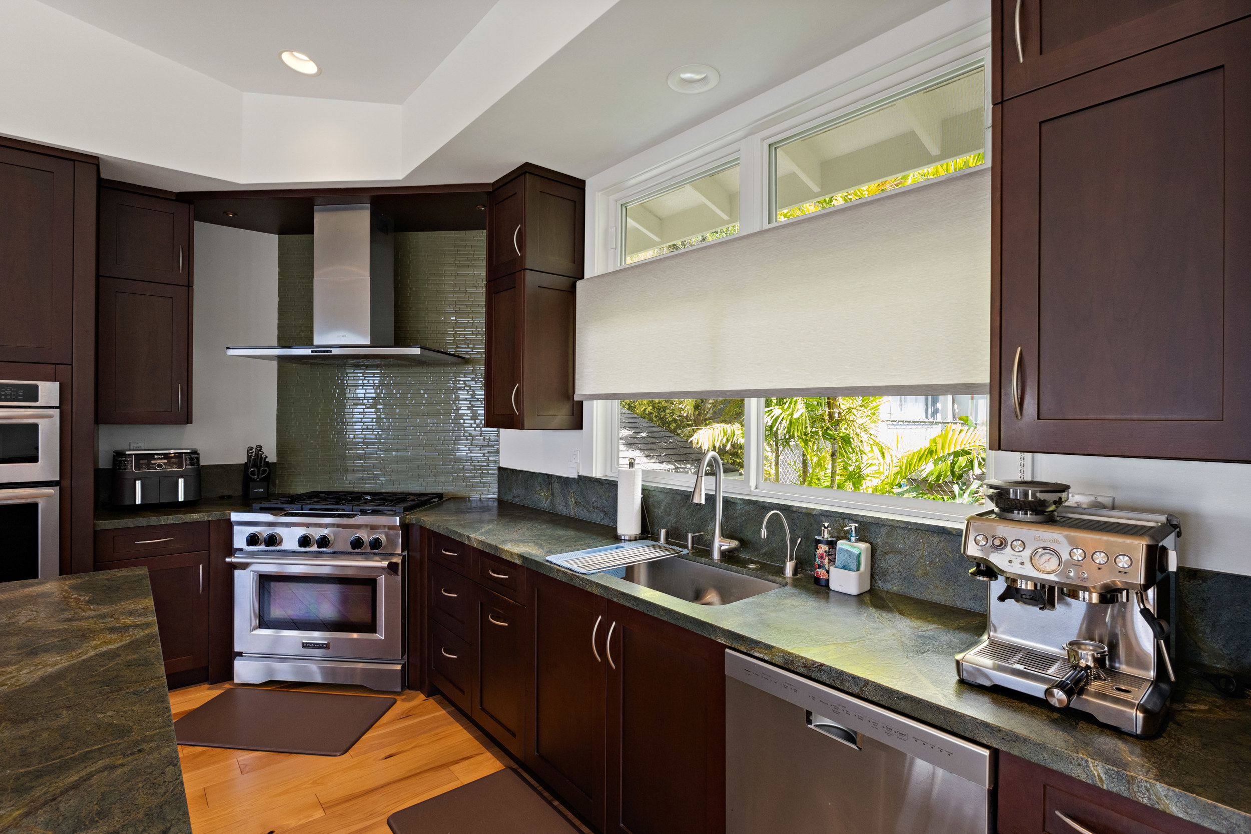 Honolulu, Hawaii, 96821, United States, 3 Bedrooms Bedrooms, ,3 BathroomsBathrooms,Residential,For Sale,1975355