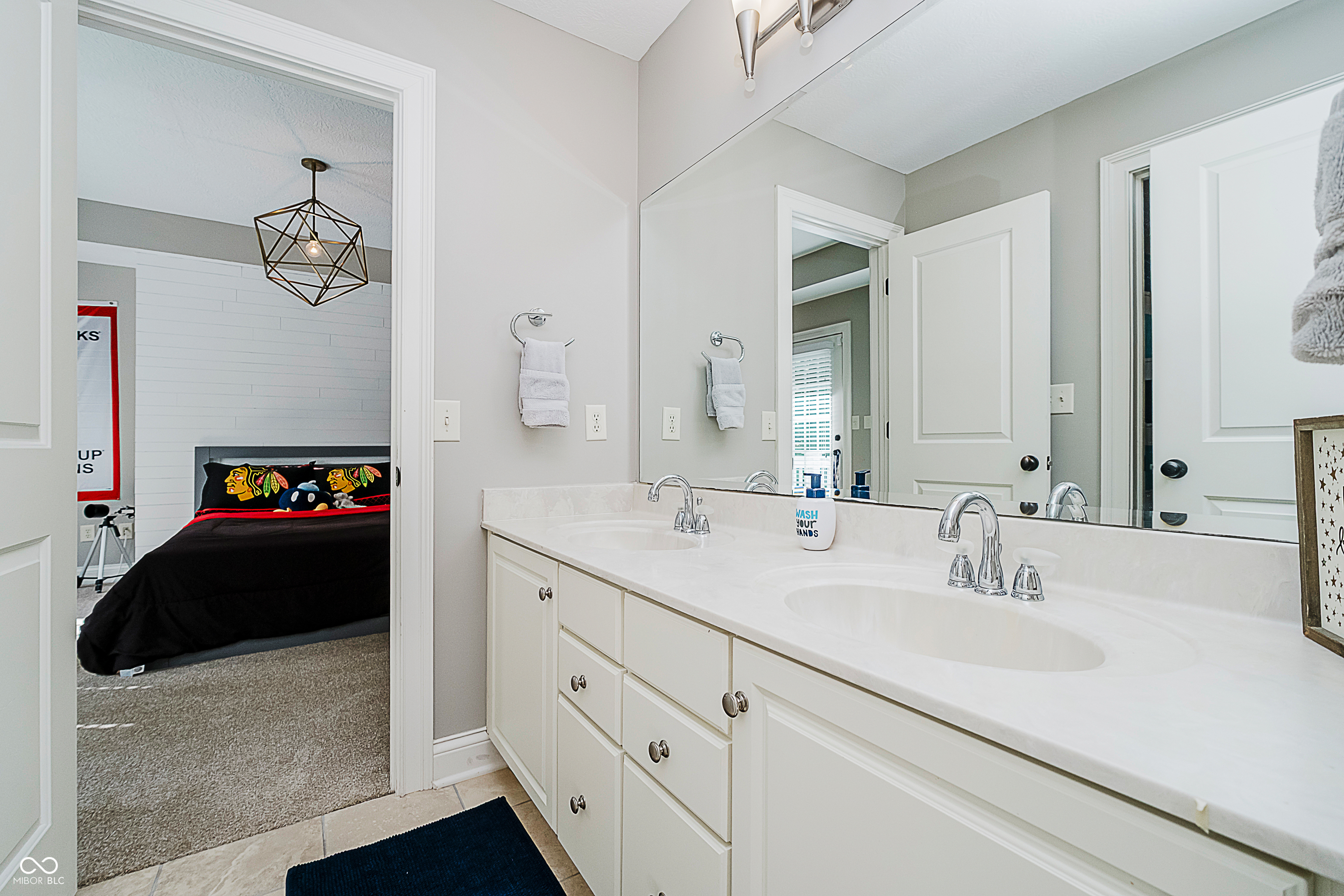 Fishers, Indiana, 46040, United States, 5 Bedrooms Bedrooms, ,5 BathroomsBathrooms,Residential,For Sale,1980240