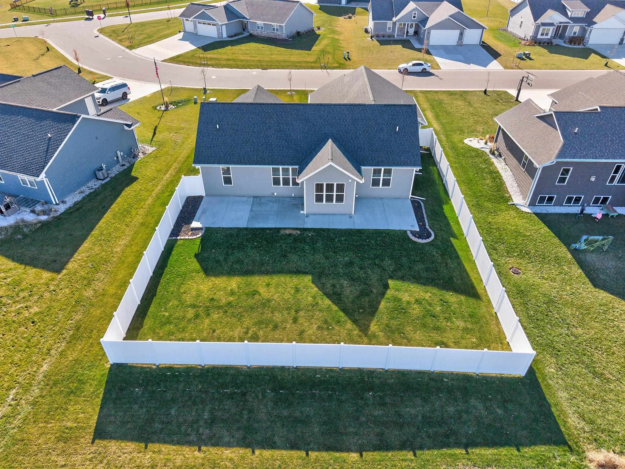 Greenville, Wisconsin, 54942, United States, 4 Bedrooms Bedrooms, ,4 BathroomsBathrooms,Residential,For Sale,1995419