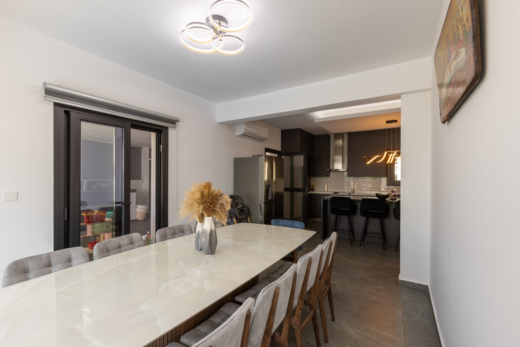 Charming Larnaca Villa - Four-Bedroom Contemporary Mediterranean Home - 物件實景