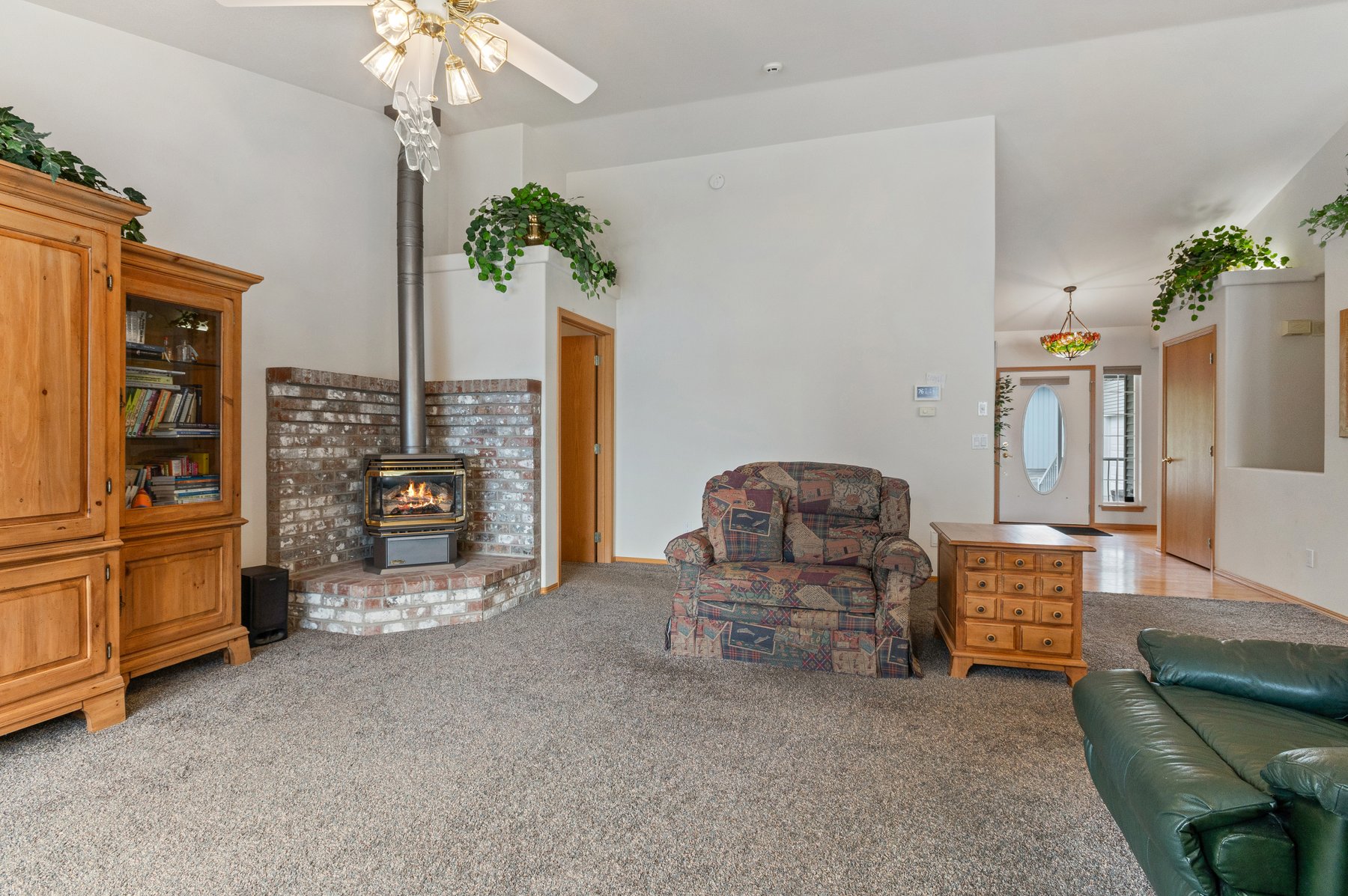 Sandpoint, Idaho, 83864, United States, 4 Bedrooms Bedrooms, ,4 BathroomsBathrooms,Residential,For Sale,1834691
