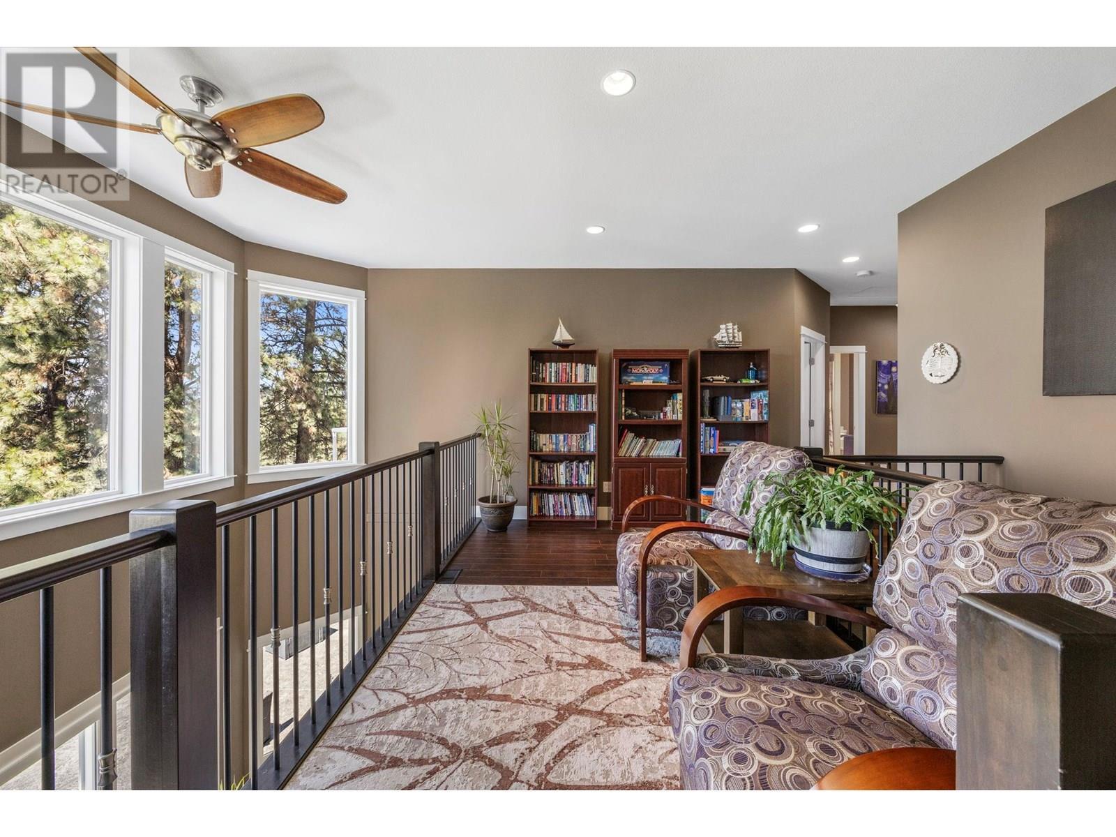 KELOWNA, British Columbia, V1X 7V3, CA, 4 Bedrooms Bedrooms, ,2 BathroomsBathrooms,Residential,For Sale,1948769