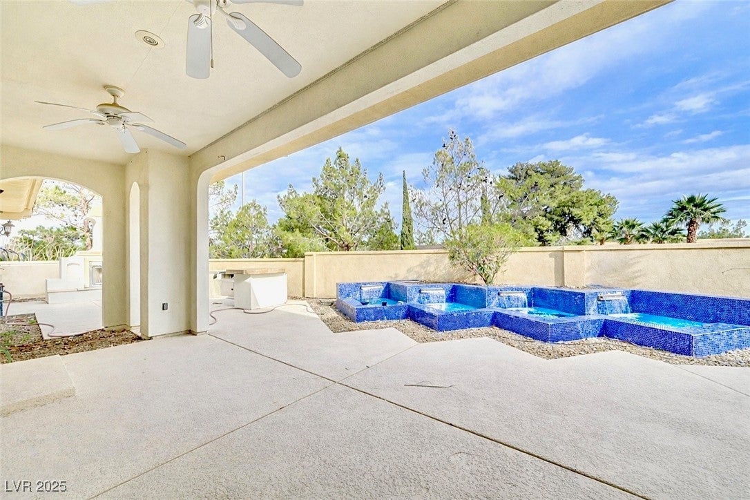 Las Vegas, Nevada, 89117, United States, 4 Bedrooms Bedrooms, ,5 BathroomsBathrooms,Residential,For Sale,2005418