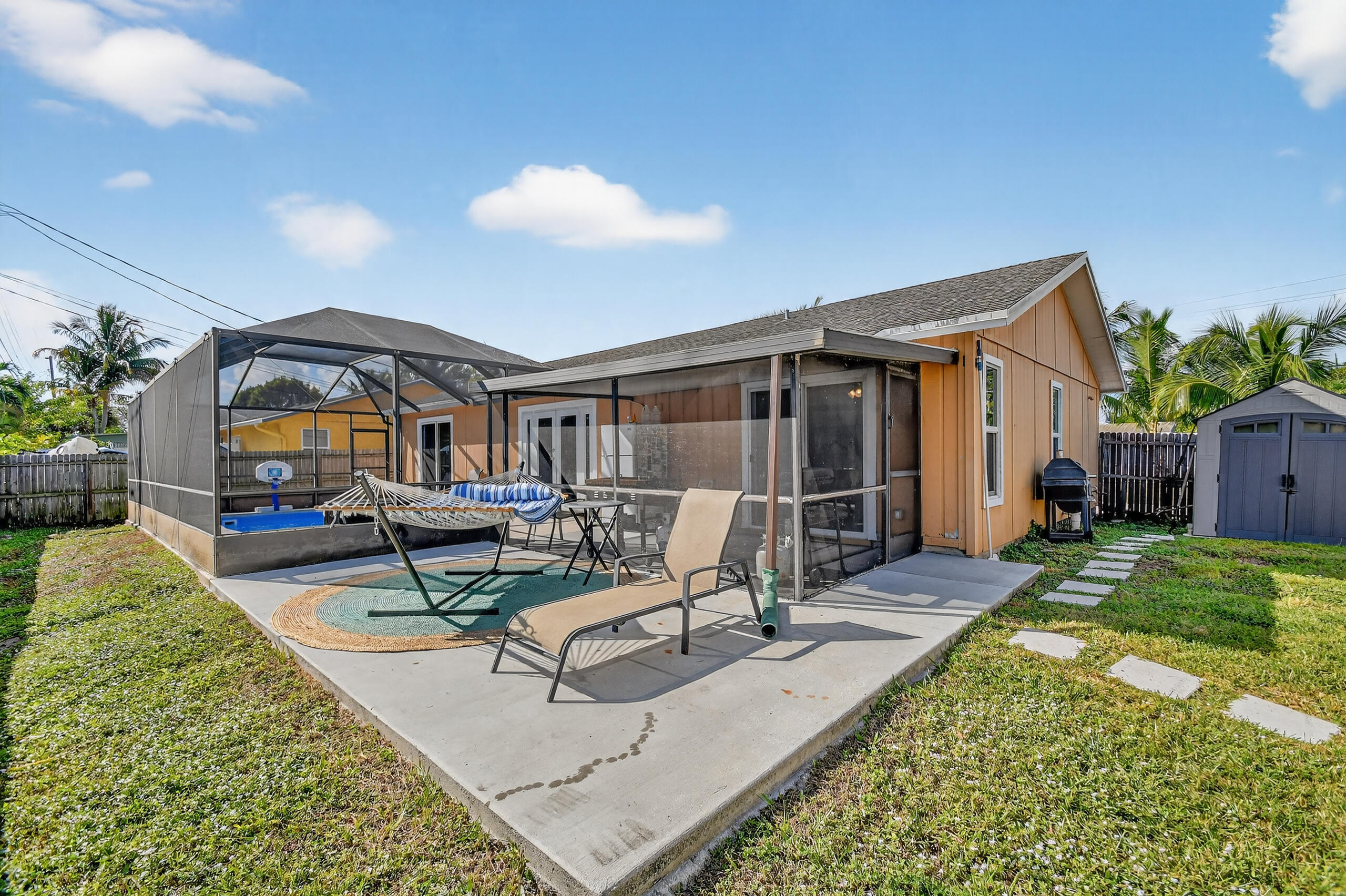 West Palm Beach, Florida, 33406, United States, 3 Bedrooms Bedrooms, ,2 BathroomsBathrooms,Residential,For Sale,1998393