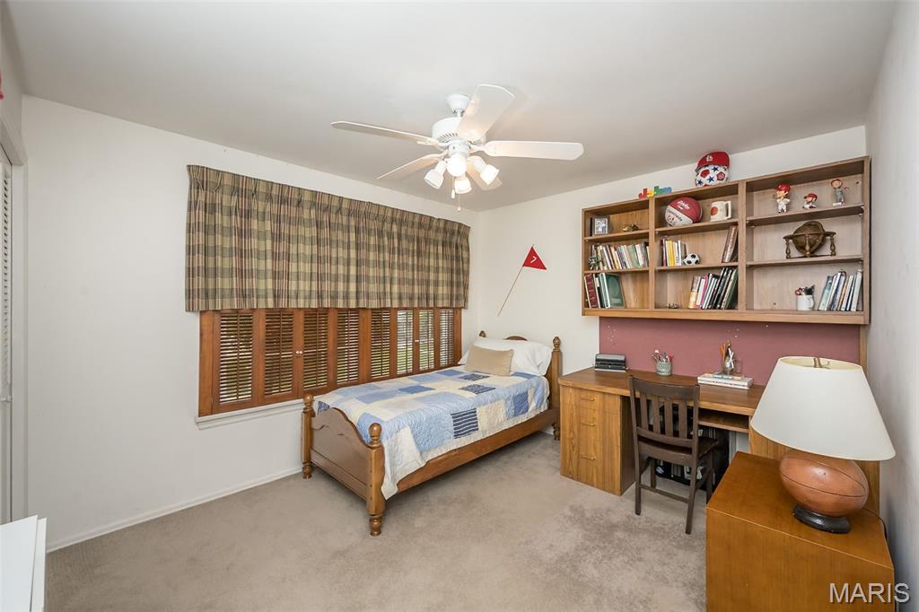 Chesterfield, Missouri, 63017, United States, 4 Bedrooms Bedrooms, ,3 BathroomsBathrooms,Residential,For Sale,1932834