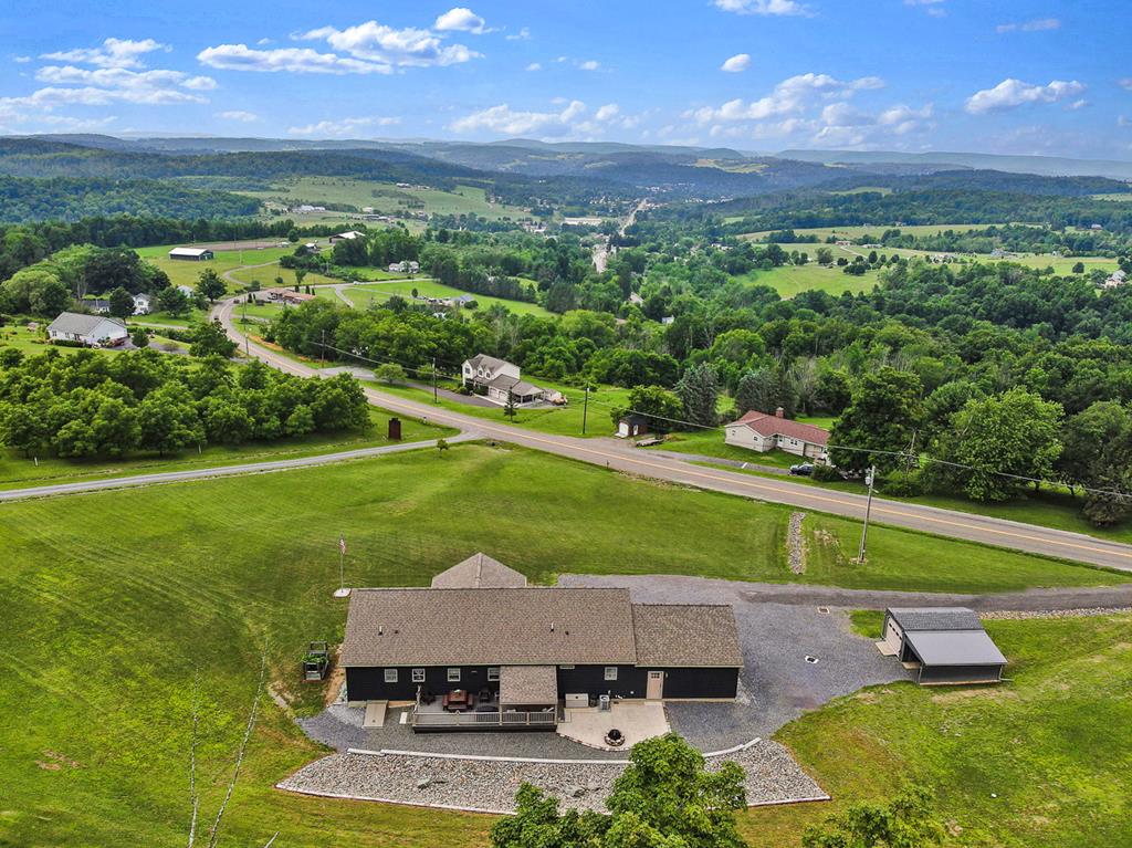 Wellsboro, Pennsylvania, 16901, United States, 3 Bedrooms Bedrooms, ,2 BathroomsBathrooms,Residential,For Sale,1921968