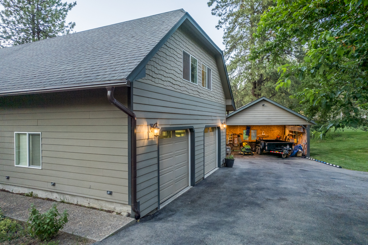Bonners Ferry, Idaho, 83805, United States, 5 Bedrooms Bedrooms, ,5 BathroomsBathrooms,Residential,For Sale,1879157
