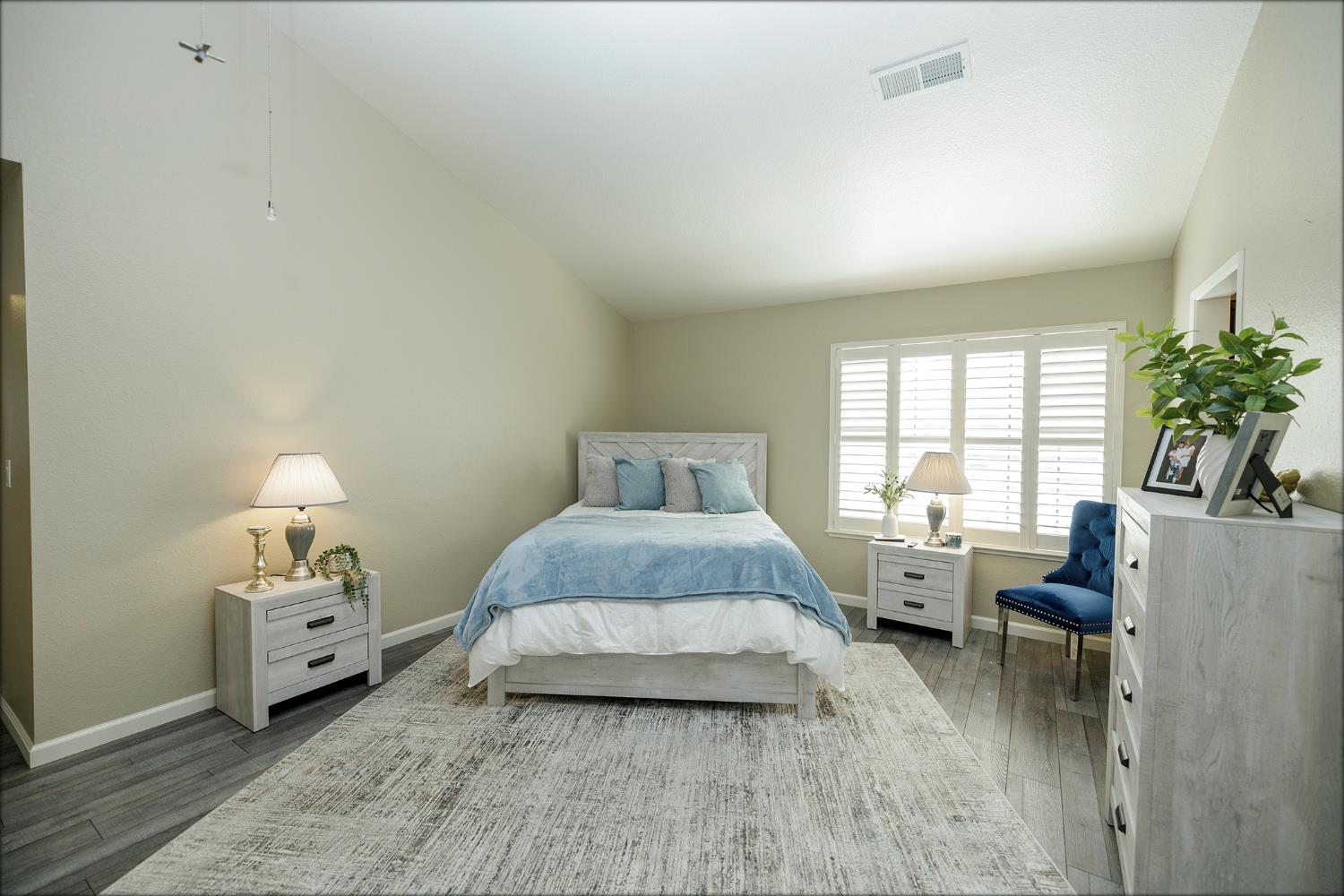 Modesto, California, 95356, United States, 2 Bedrooms Bedrooms, ,2 BathroomsBathrooms,Residential,For Sale,1892896