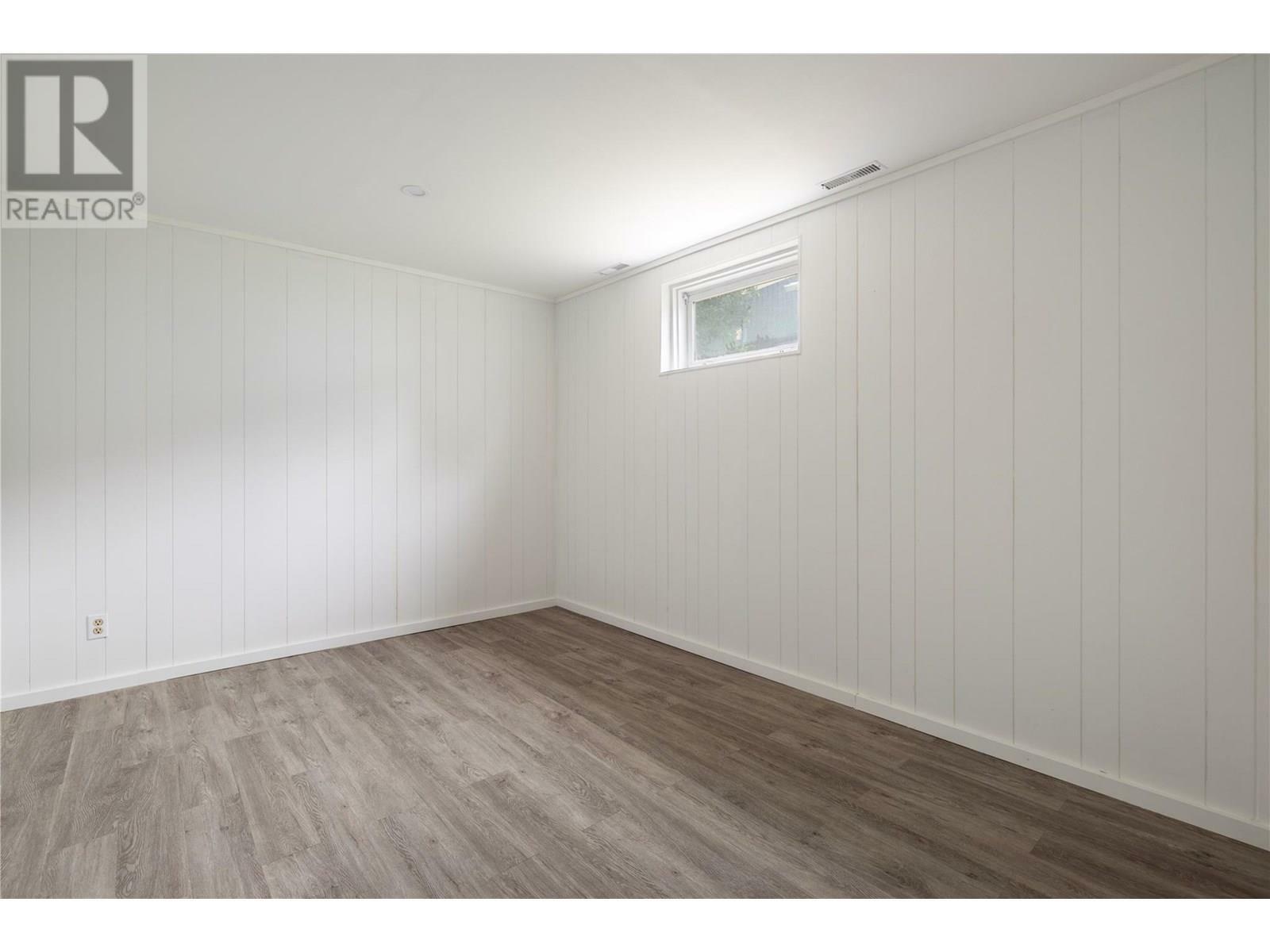 VERNON, British Columbia, V1T 3C2, CA, 4 Bedrooms Bedrooms, ,1 BathroomBathrooms,Residential,For Sale,1874937