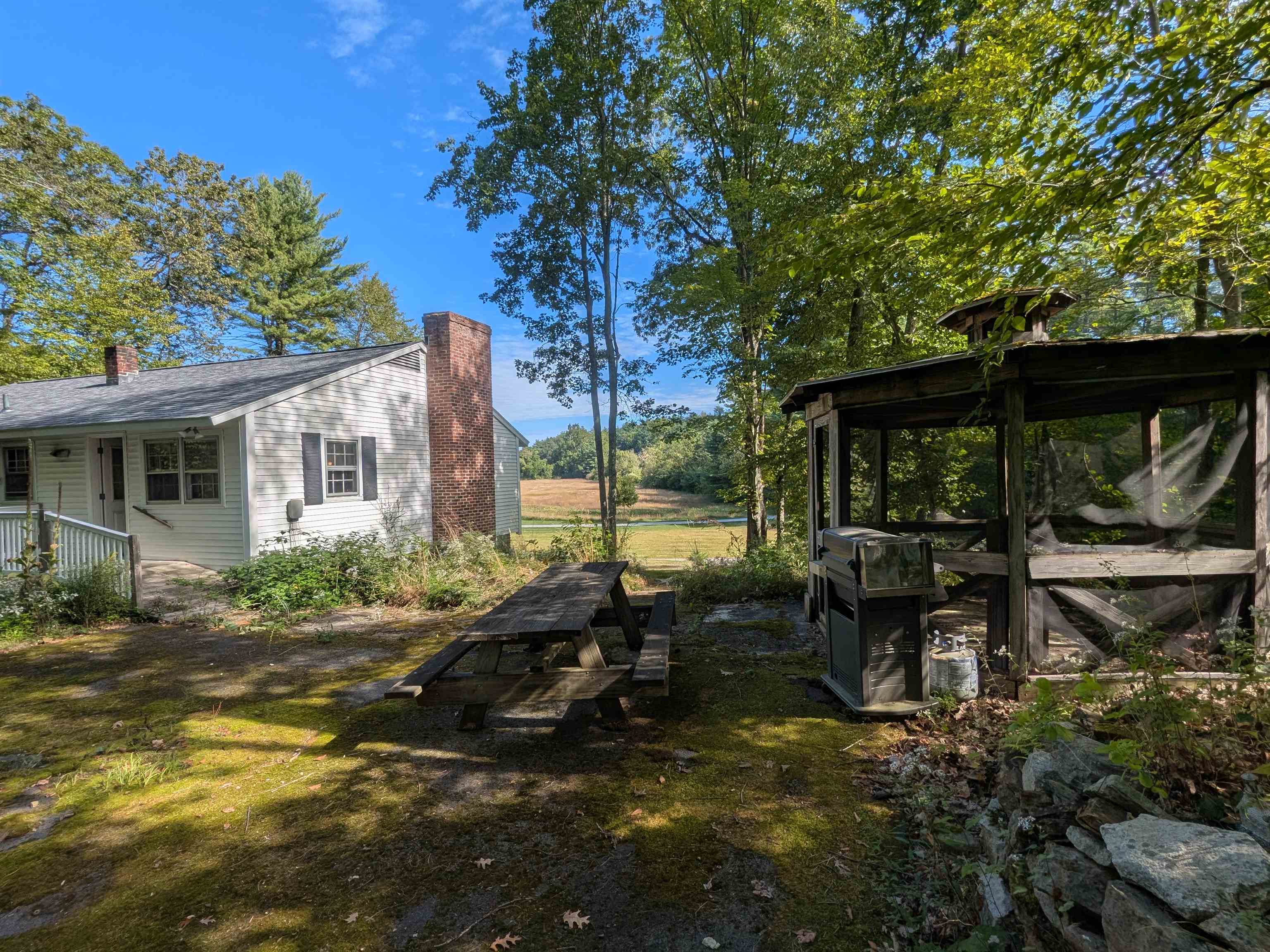 Hollis, New Hampshire, 03049, United States, 3 Bedrooms Bedrooms, ,2 BathroomsBathrooms,Residential,For Sale,1934424