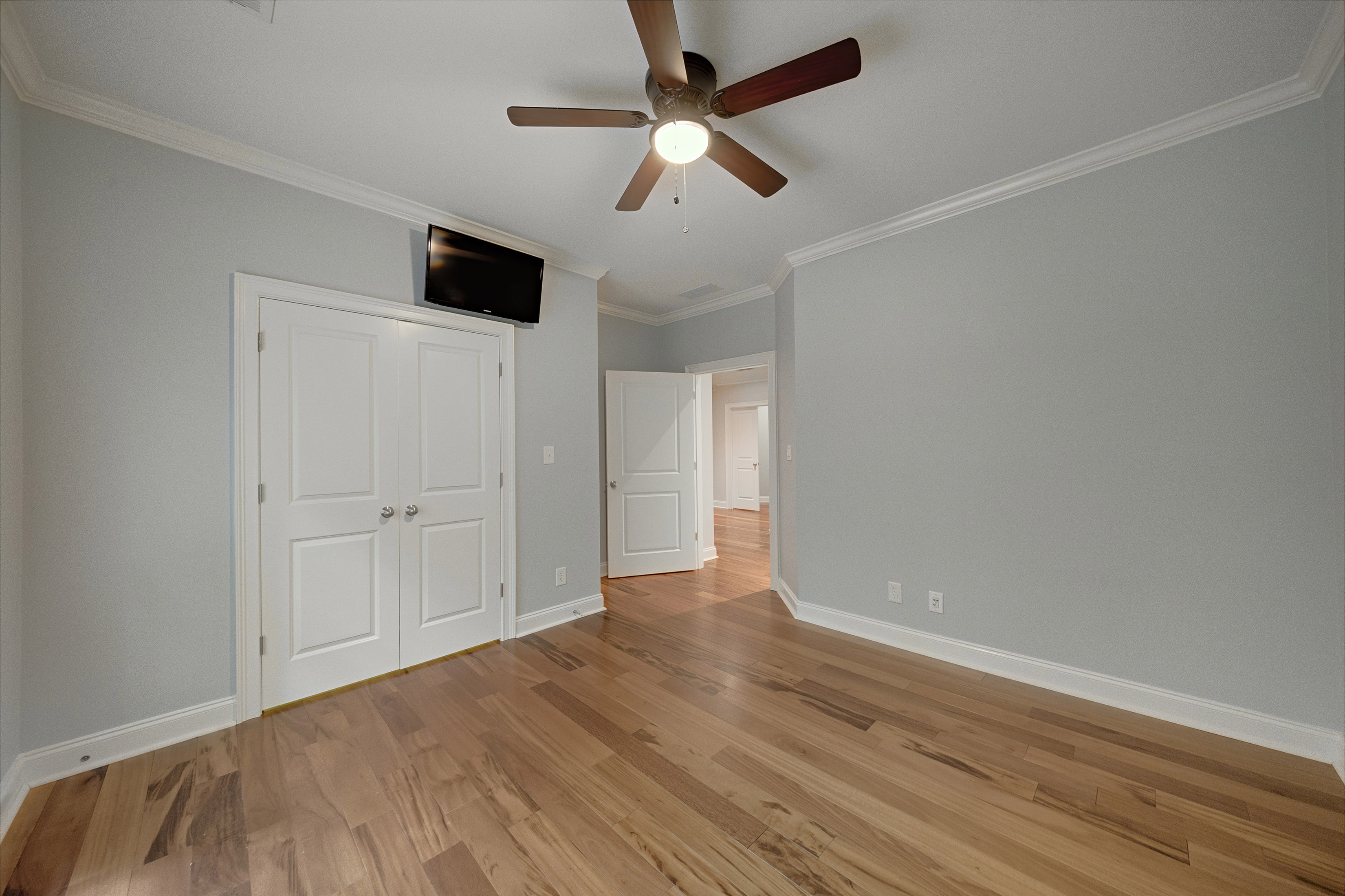  Sandy Springs Townhome Lives Like a Single Family Residence - 物件實景