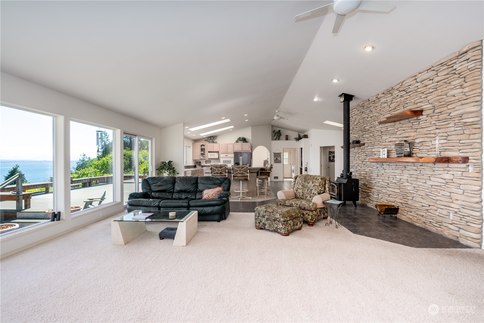 Hat Island, Washington, 98206, United States, 3 Bedrooms Bedrooms, ,1 BathroomBathrooms,Residential,For Sale,1928983