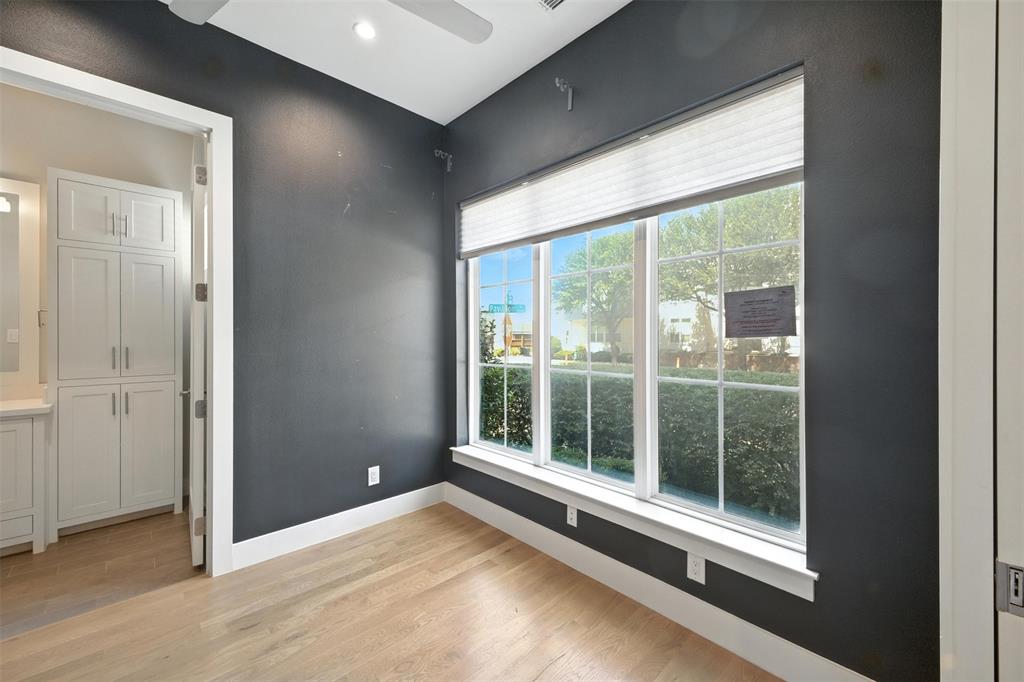 Dallas, Texas, 75204, United States, 3 Bedrooms Bedrooms, ,4 BathroomsBathrooms,Residential,For Sale,1905931