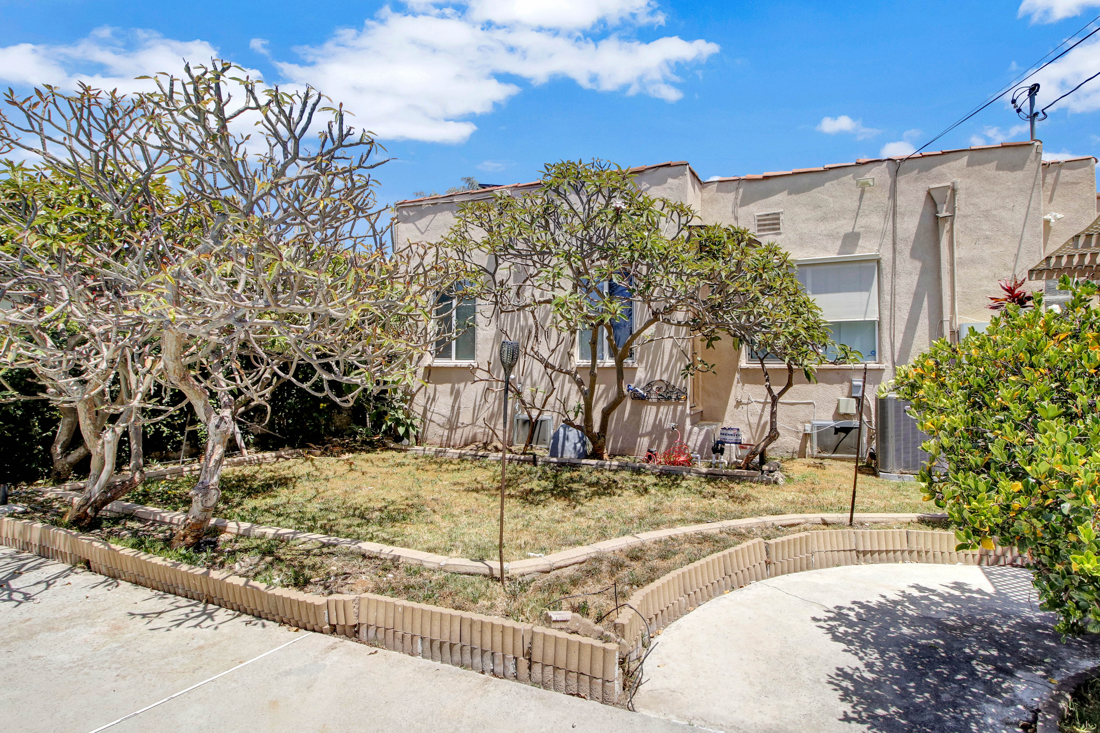  1549 South Point View Street - 物件實景