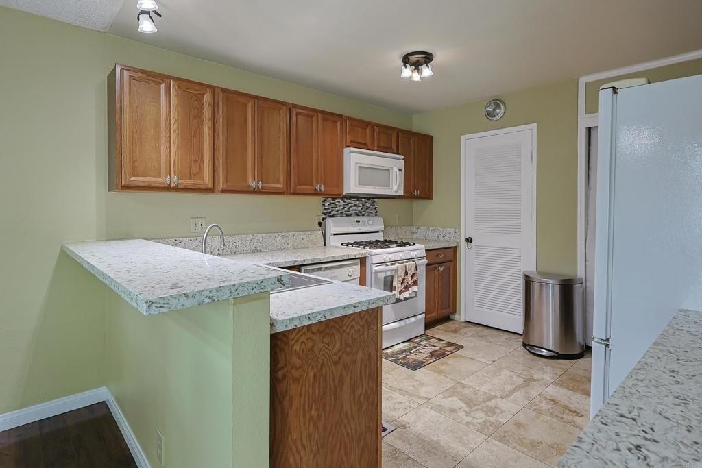 San Diego, California, 92139, United States, 3 Bedrooms Bedrooms, ,2 BathroomsBathrooms,Residential,For Sale,1896773
